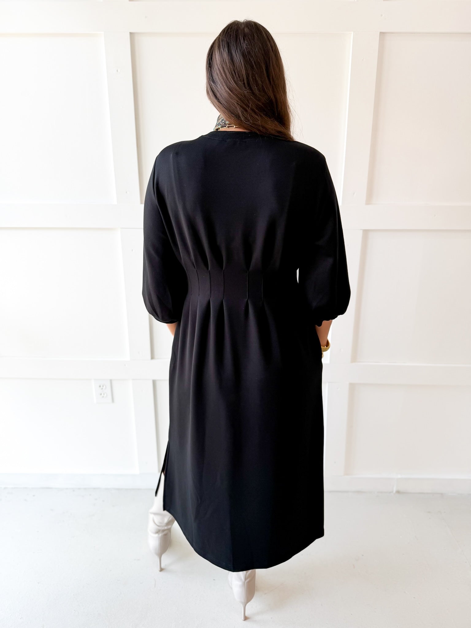 Long Sleeved Tunic Maxi Dress - Black