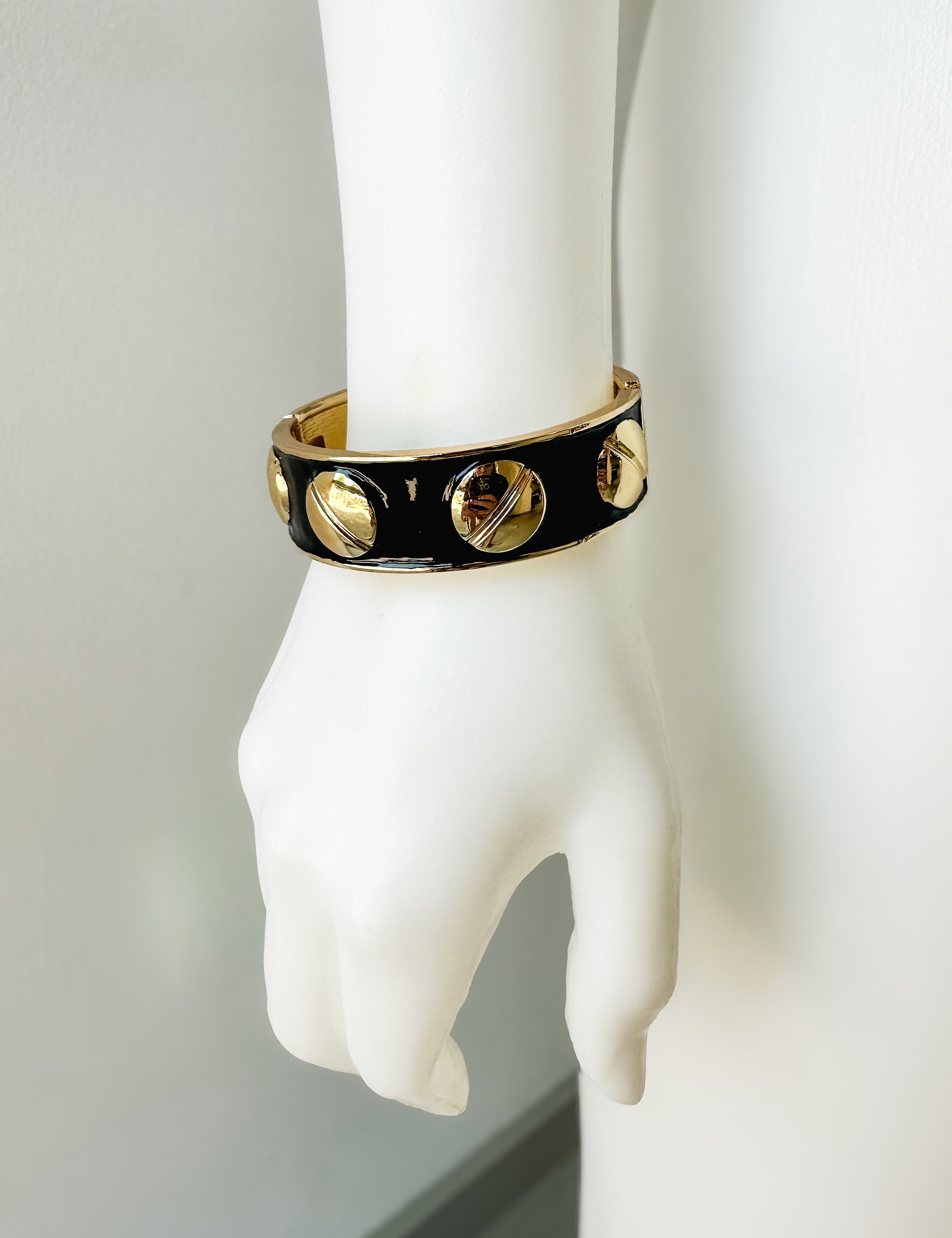 Luxe Enamel Metal Bangle-Black