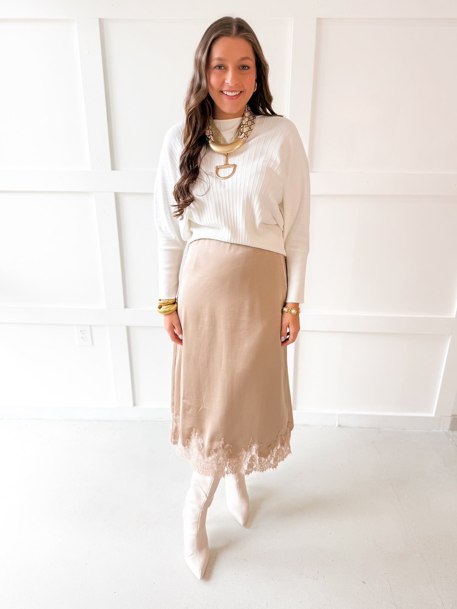 Midi Skirt With Lace Trim Hem - Taupe