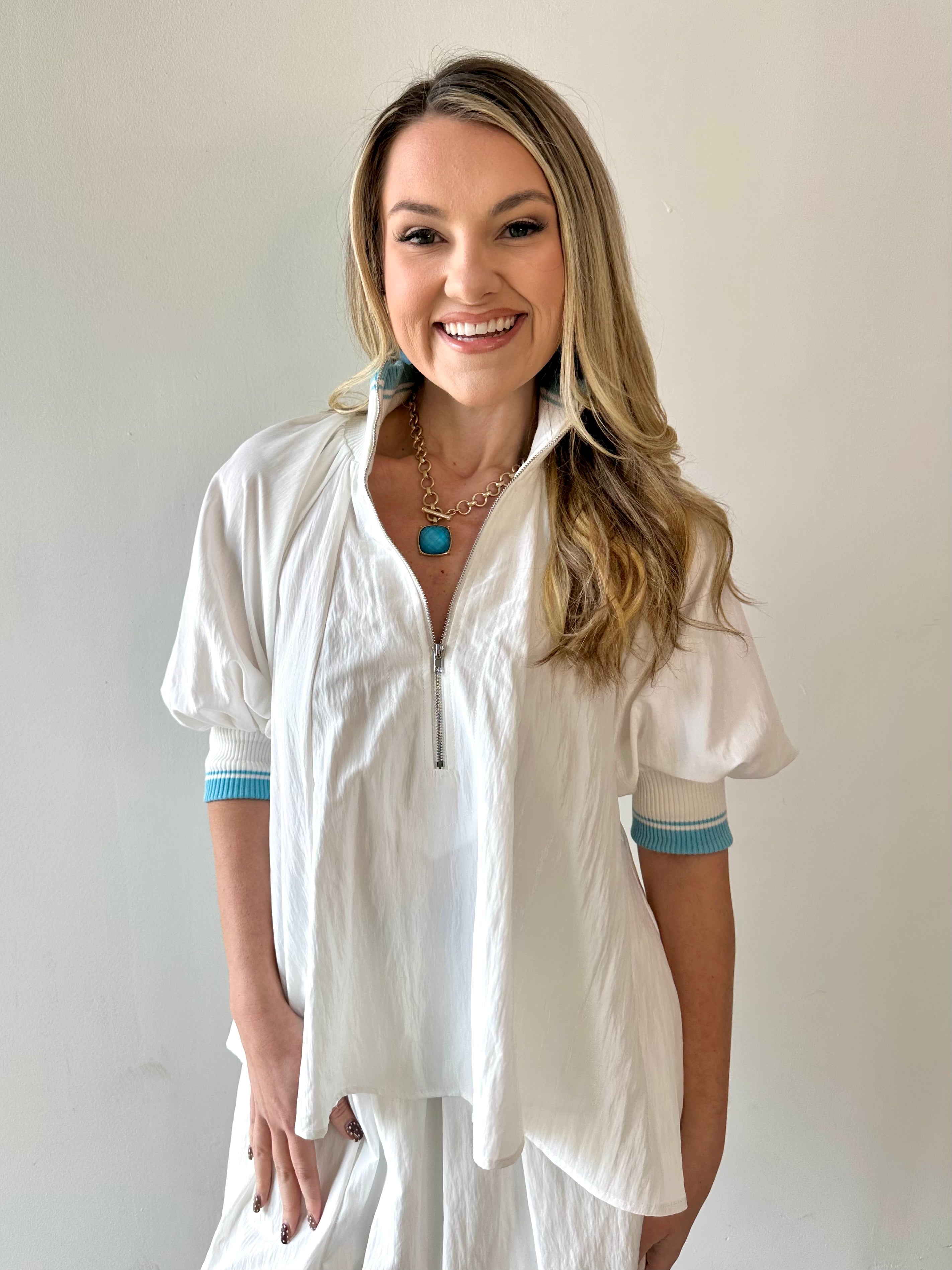 Mock Neck Band Puff Top - White