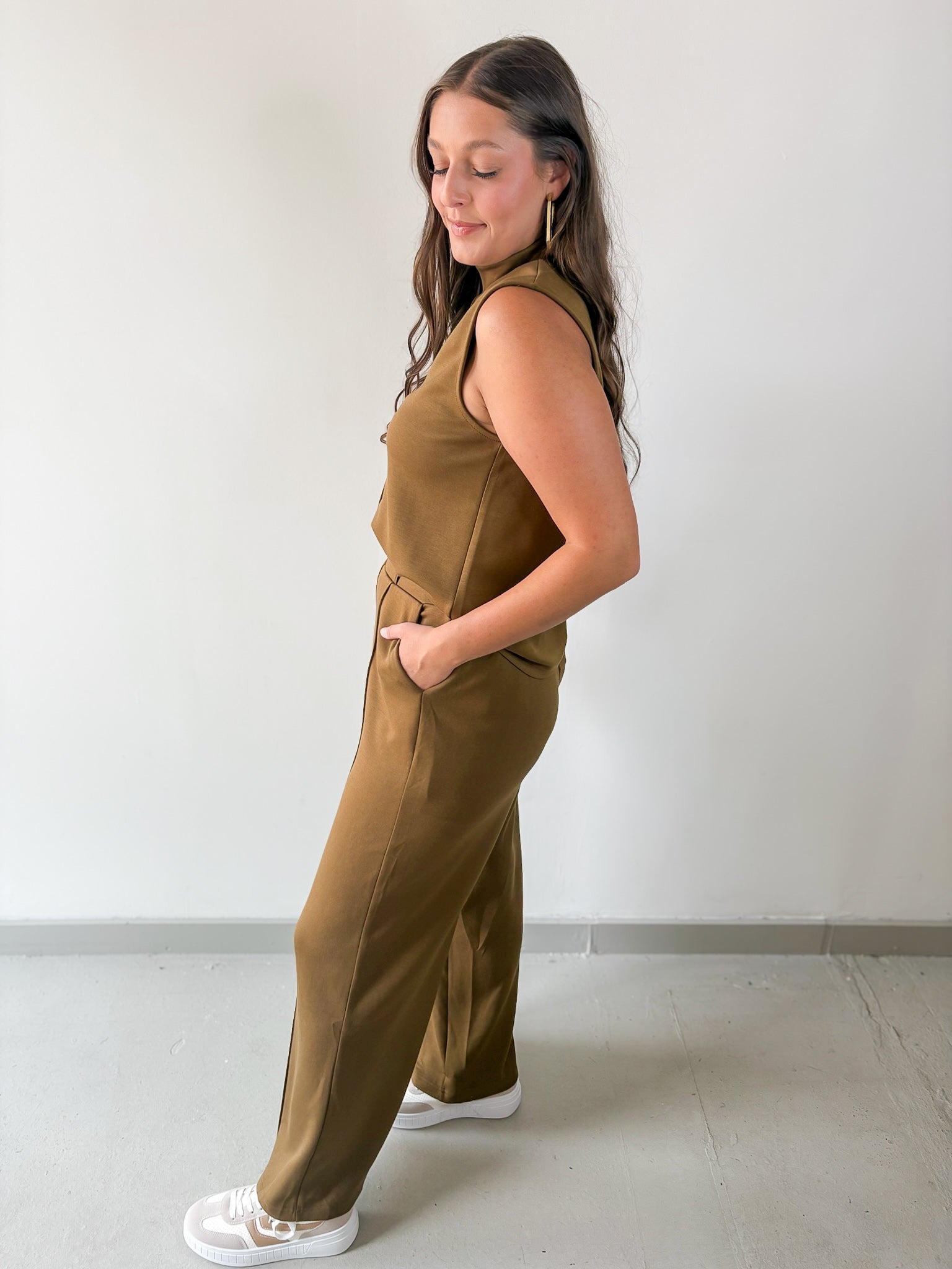 Mock Neck Sleeveless Top & Pant Set - Olive
