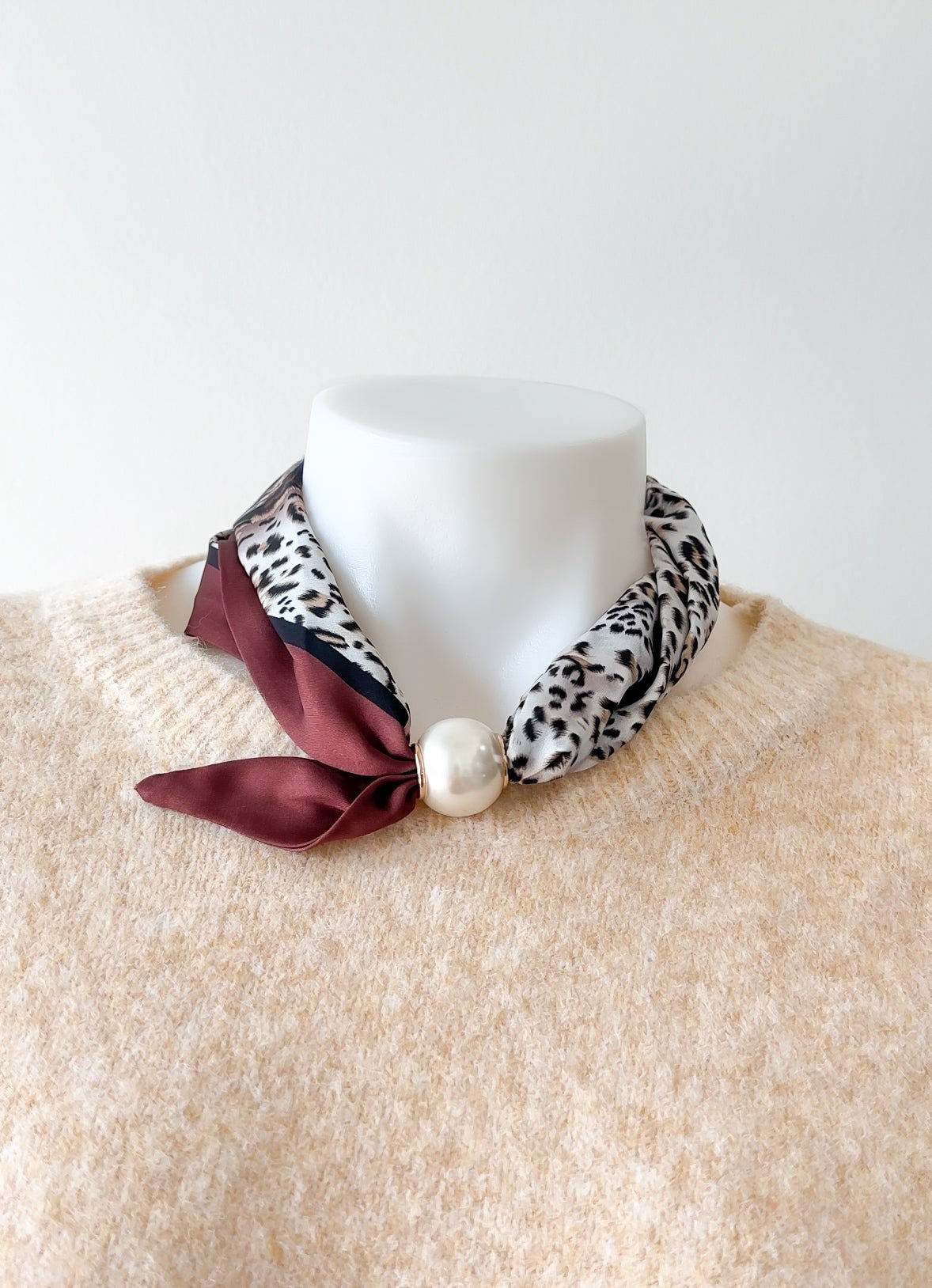 Pearl Leopard Scarf Necklace