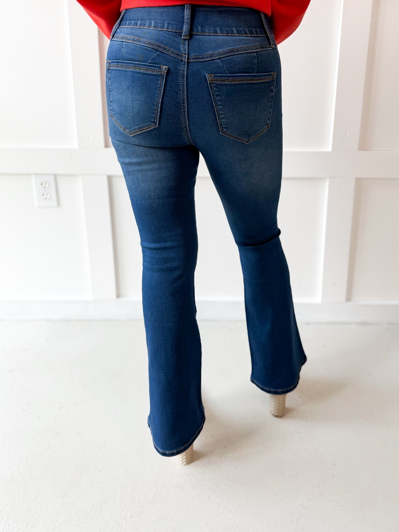 Petite 29" Shapewear Fit & Flare Jean