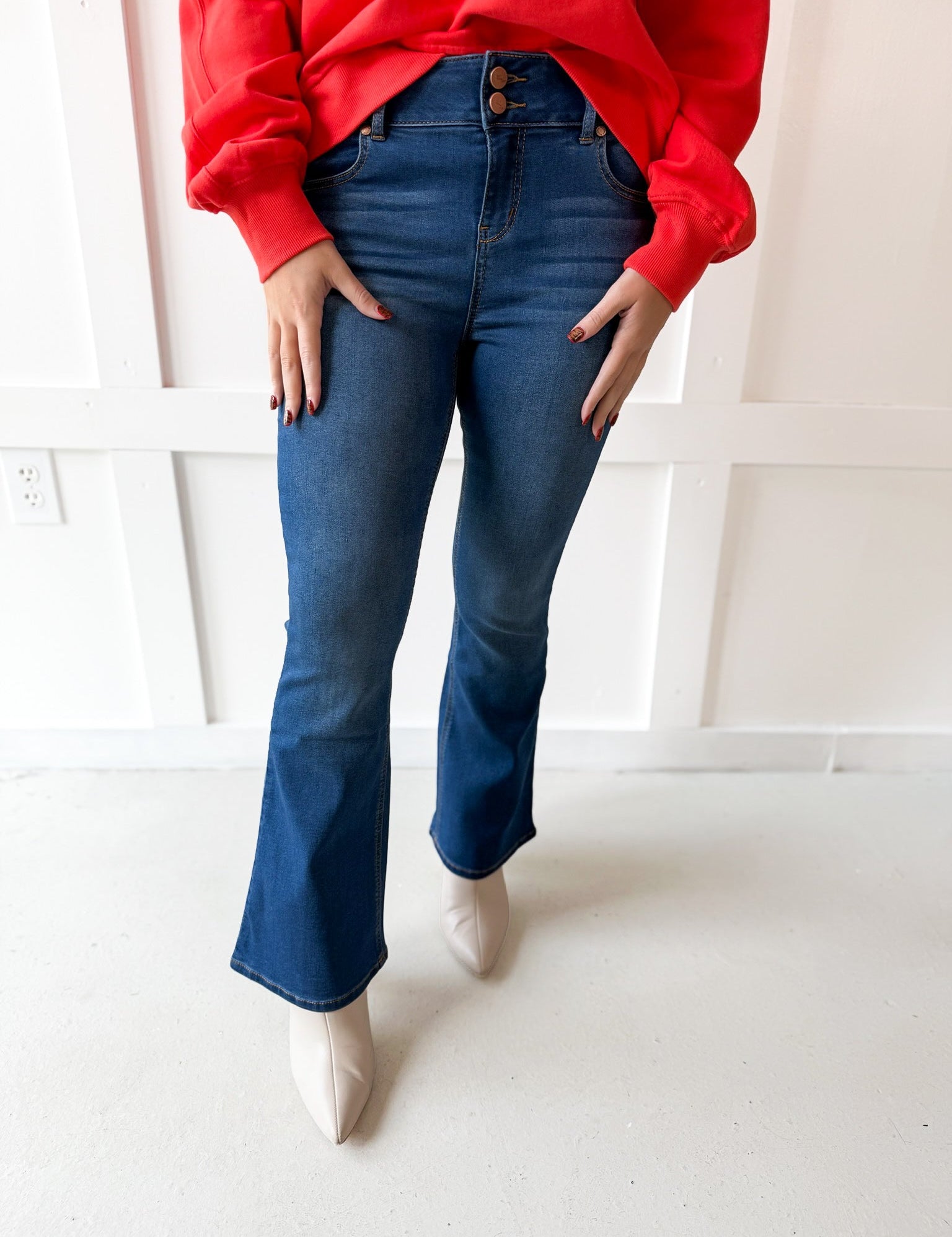 Petite 29" Shapewear Fit & Flare Jean