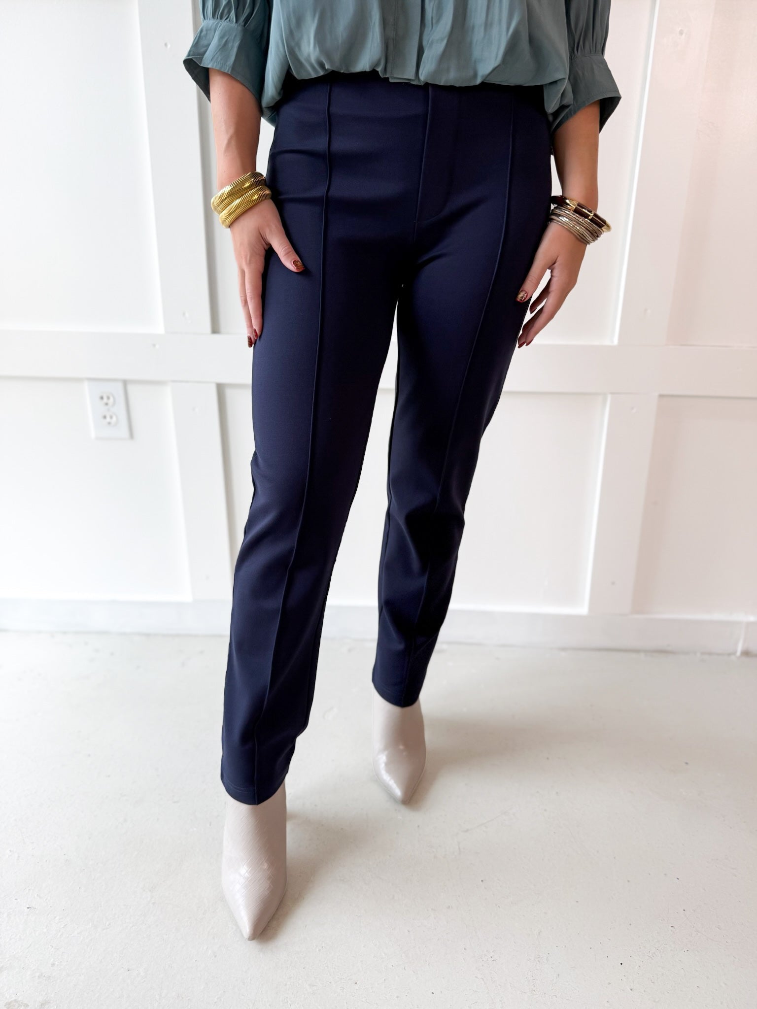 Pintuck Easy Pull Pants - Navy