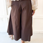 Pleated Cullotte Pants- Brown
