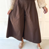 Pleated Cullotte Pants- Brown