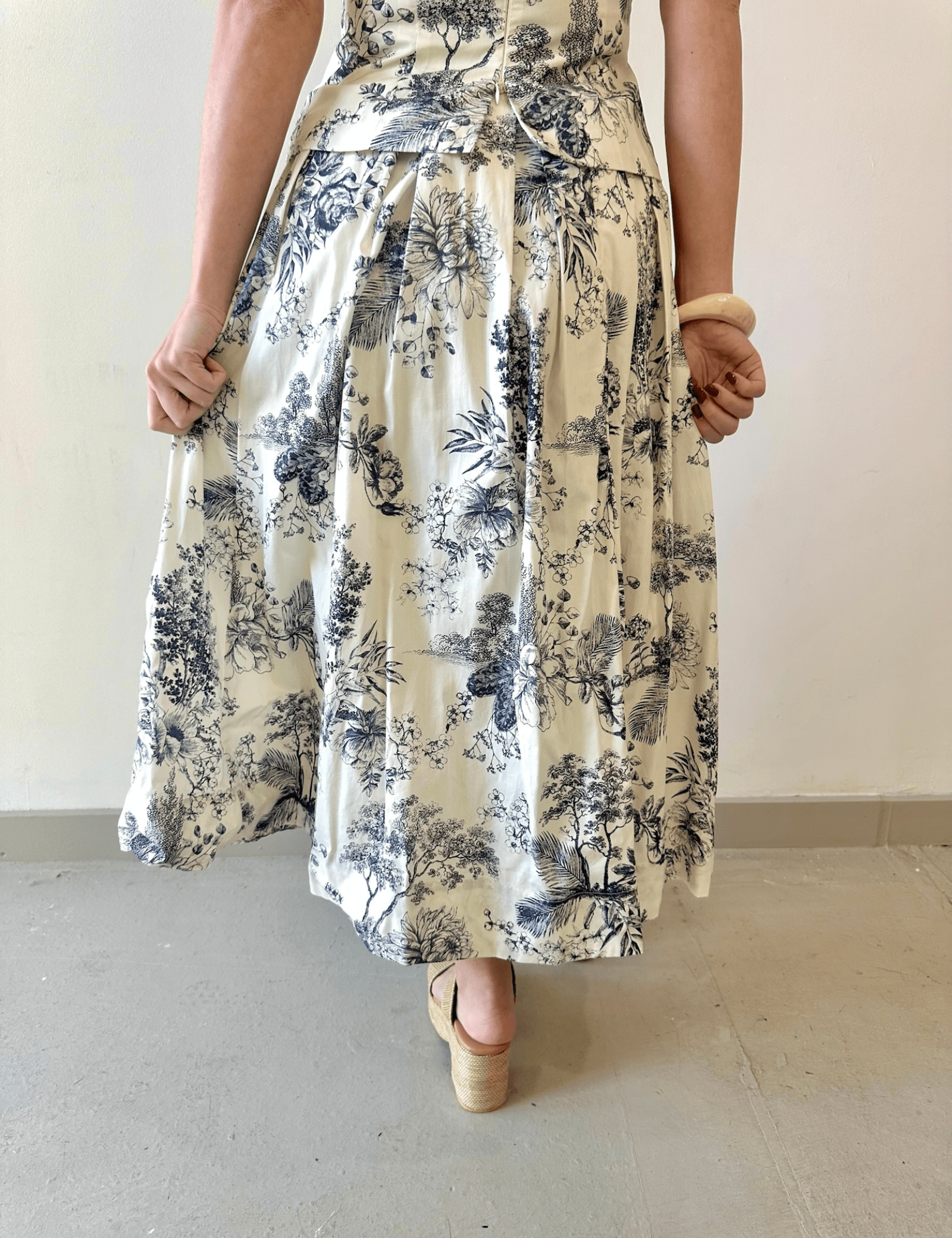 Pleated Print Midi Skirt