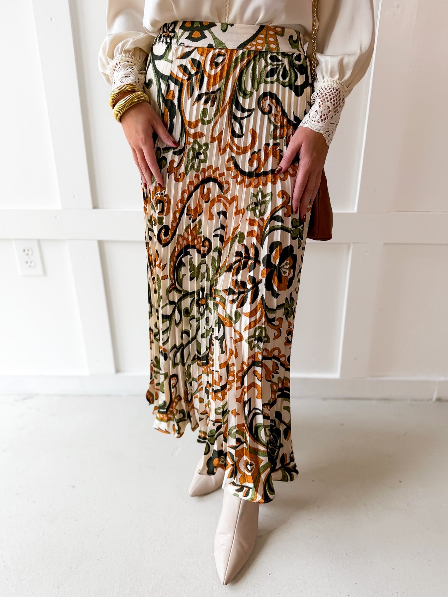 Printed Pleated Skirt - Ivory/Olive
