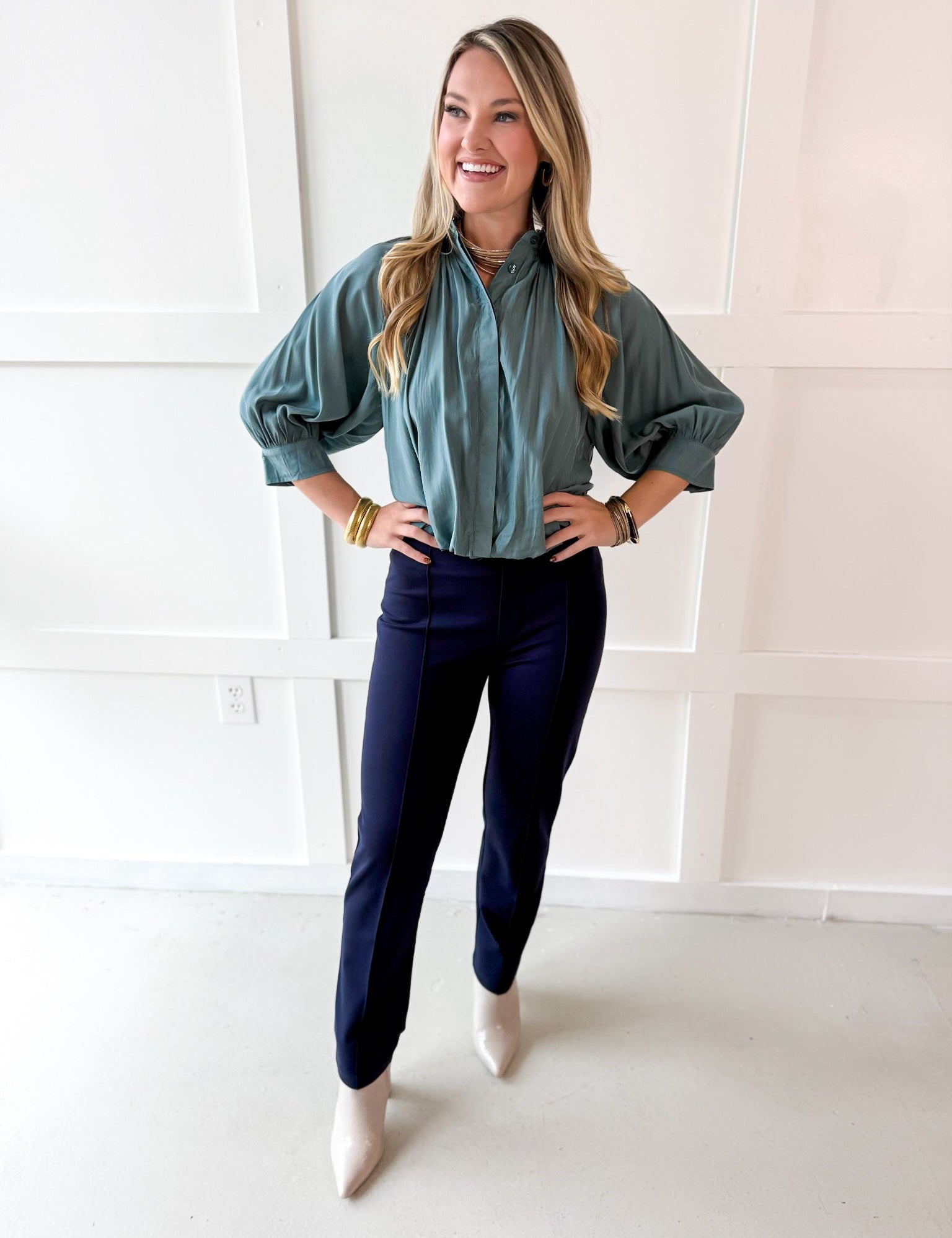 Puff Sleeved Collared Shirt - Blue