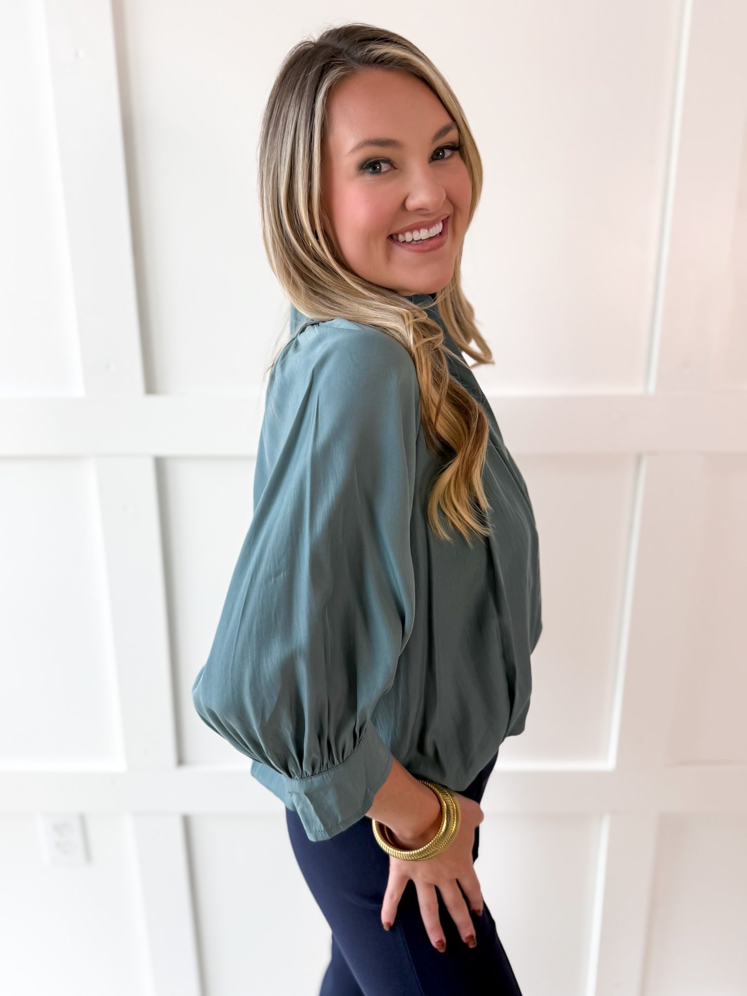 Puff Sleeved Collared Shirt - Blue