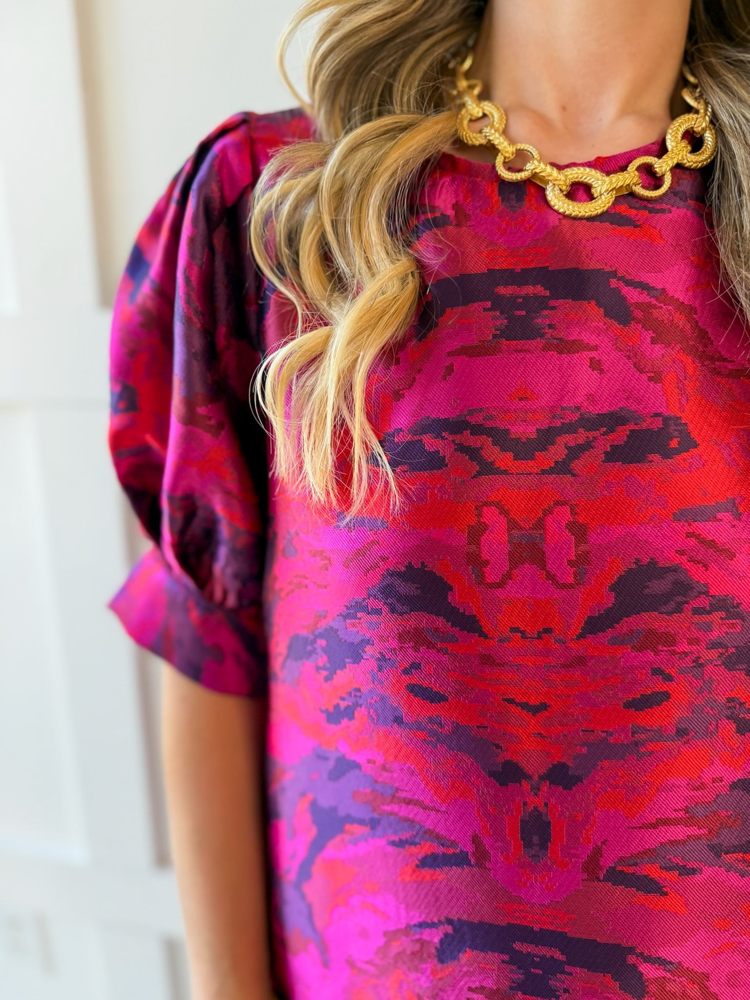 Puff Sleeves Jacquard Print Dress -Magenta Mix