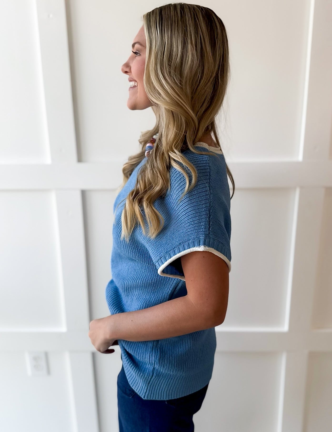 Ribbed Contrast Piped Knit Top