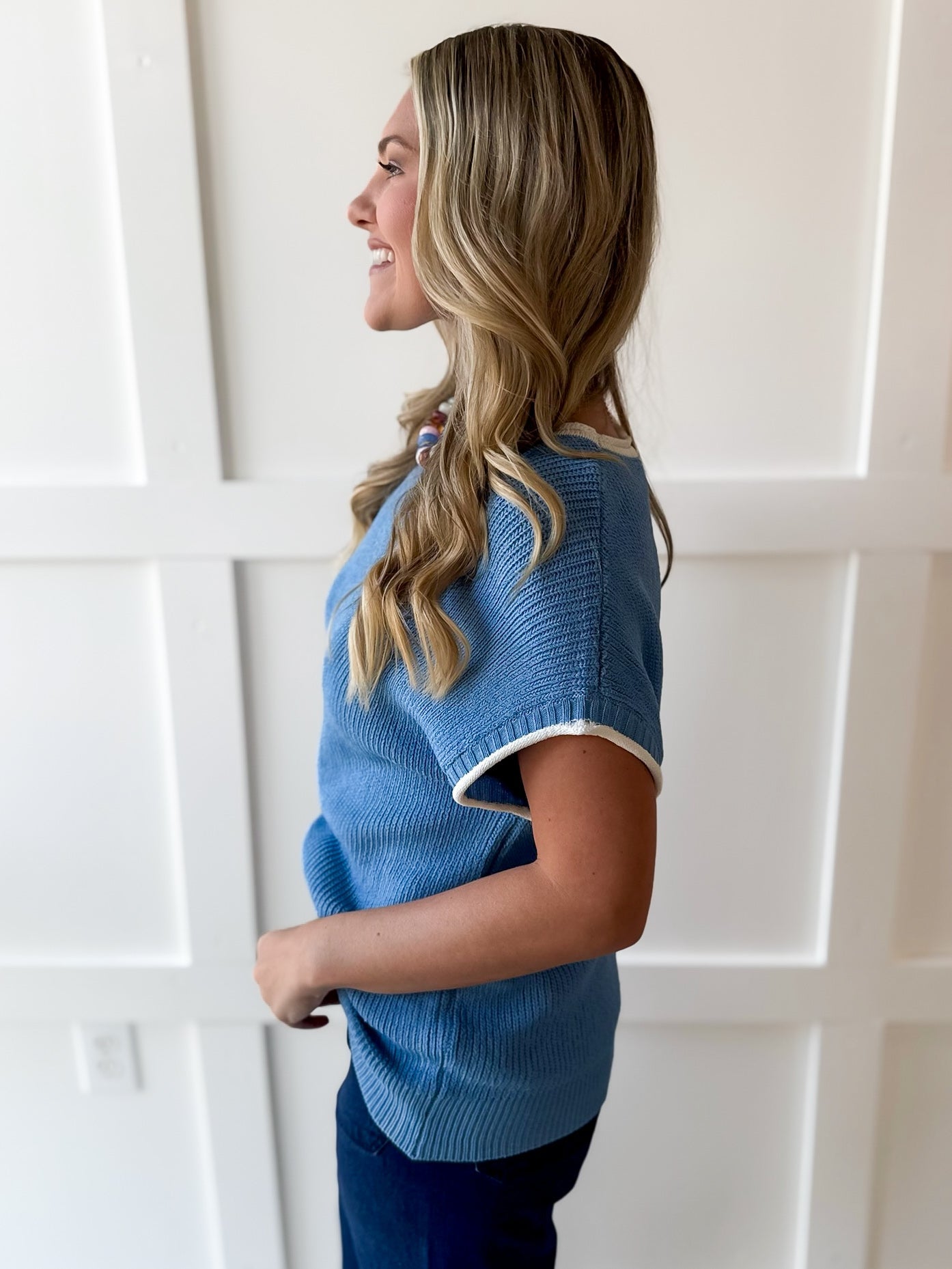 Ribbed Contrast Piped Knit Top