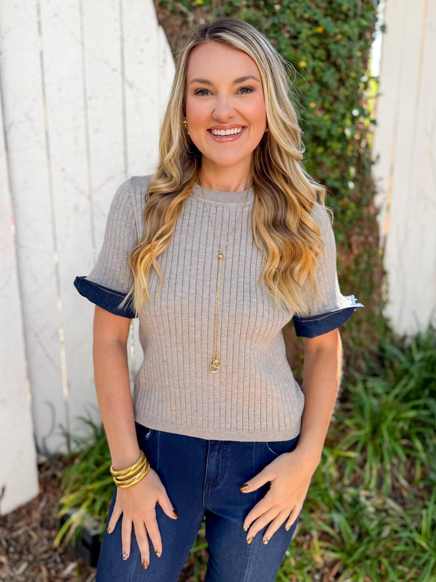 Ribbed Knit Short Sleeve Top - Grey