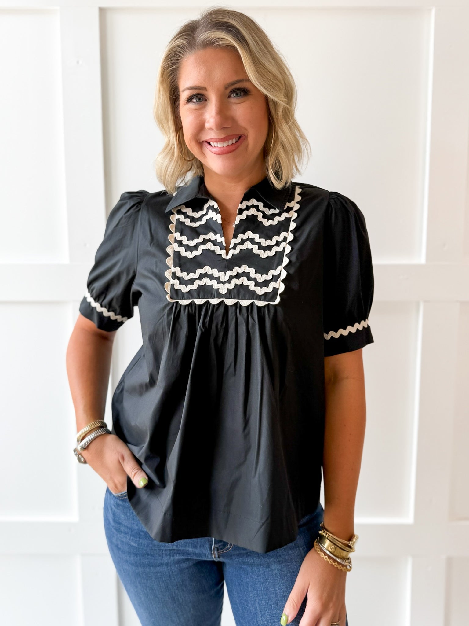 Ric-Rac Trim Accent Solid Top