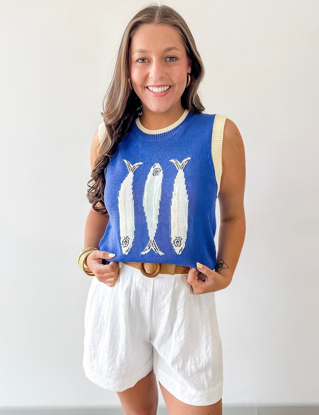 Round Neck 'fish' Knit Vest- Blue