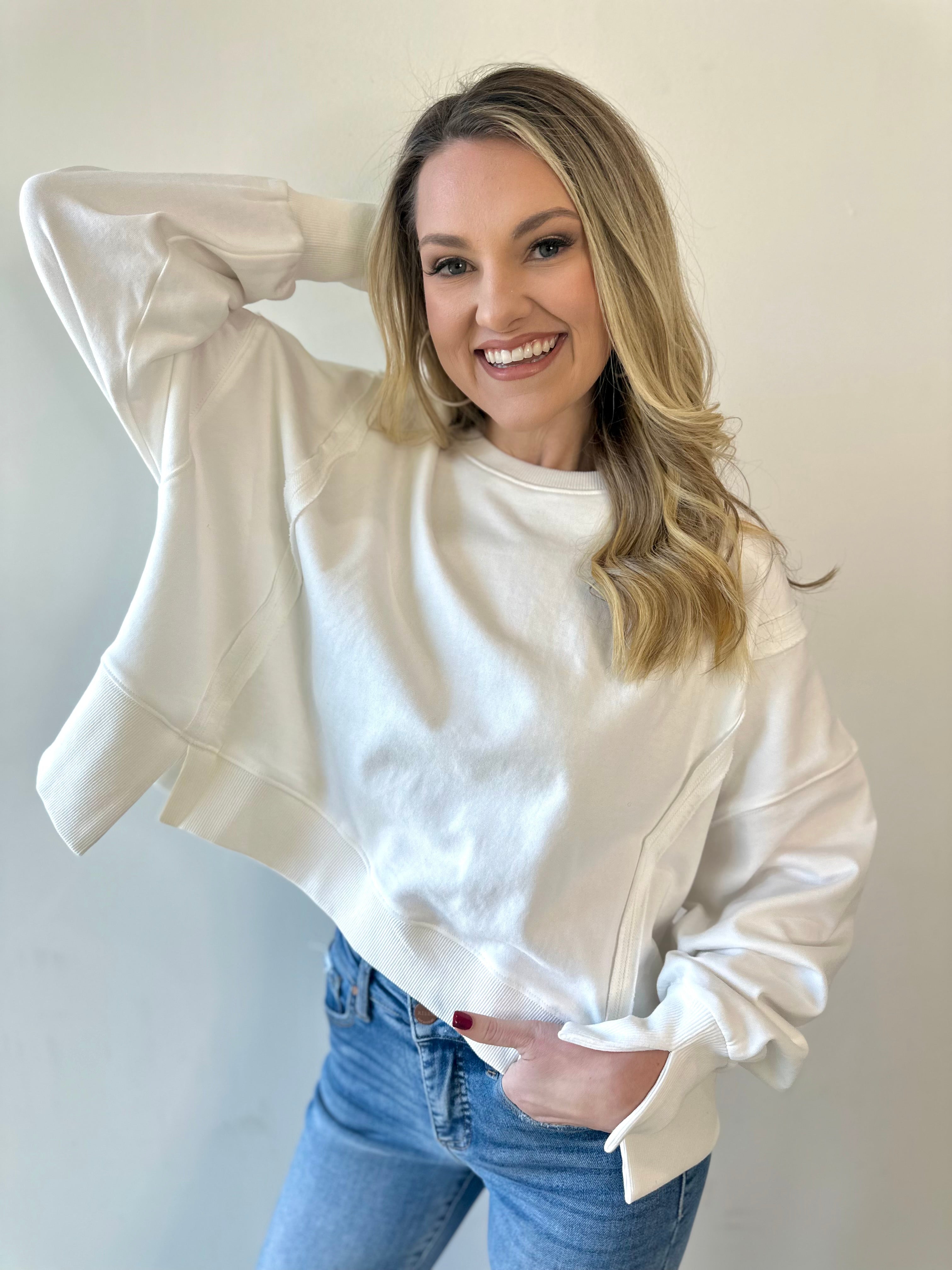 Round Neck Sweatshirt - White