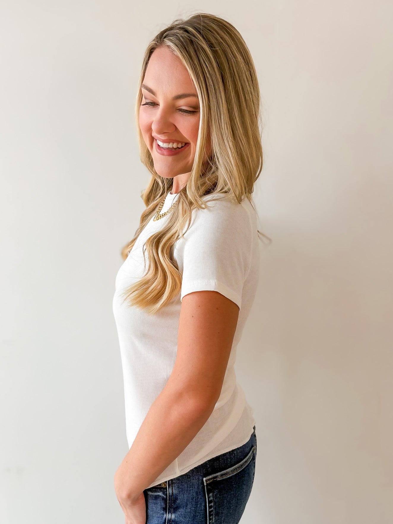Round Neck T Shirt -White