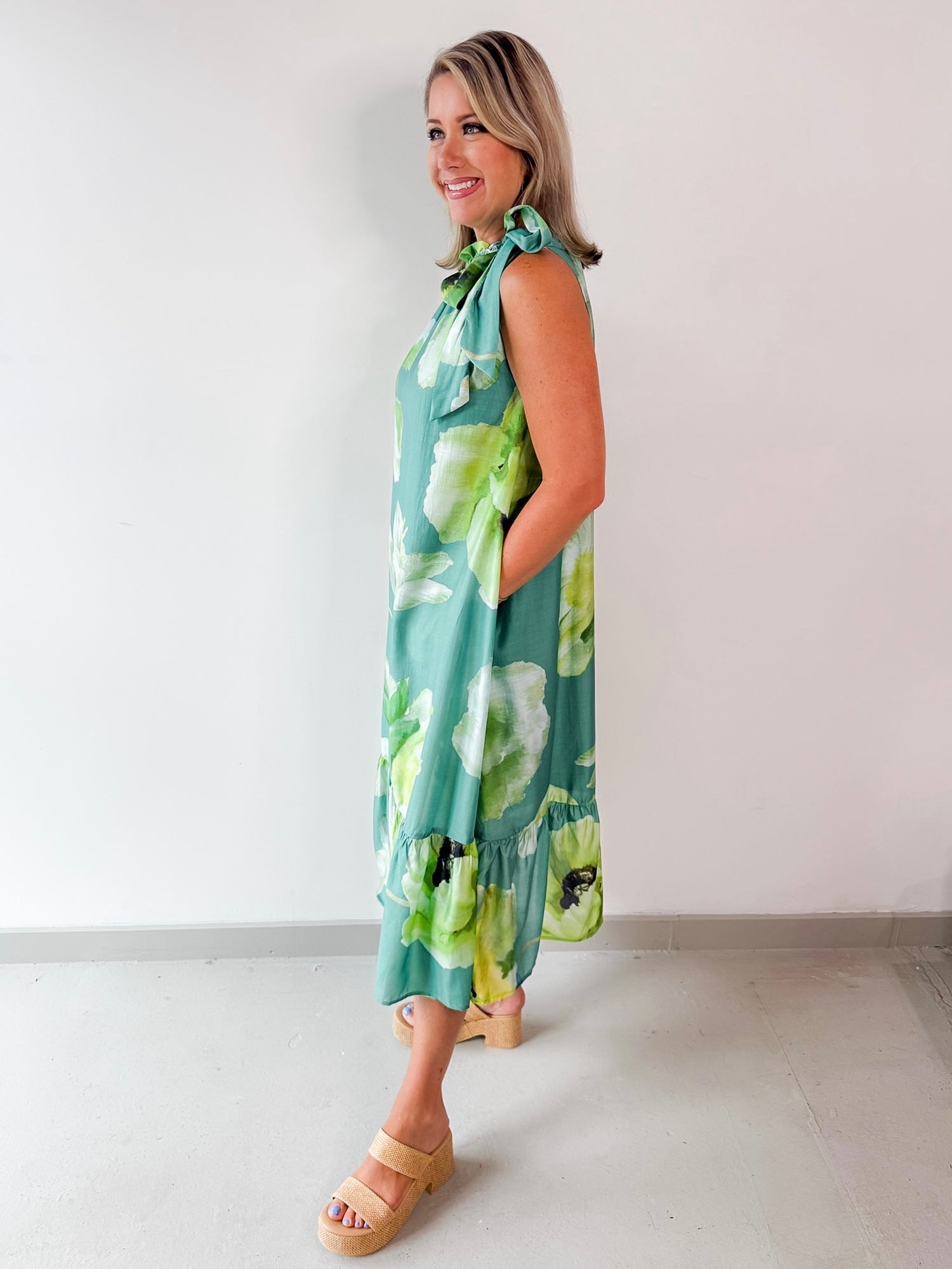 Ruffle Neck Tie Midi Dress