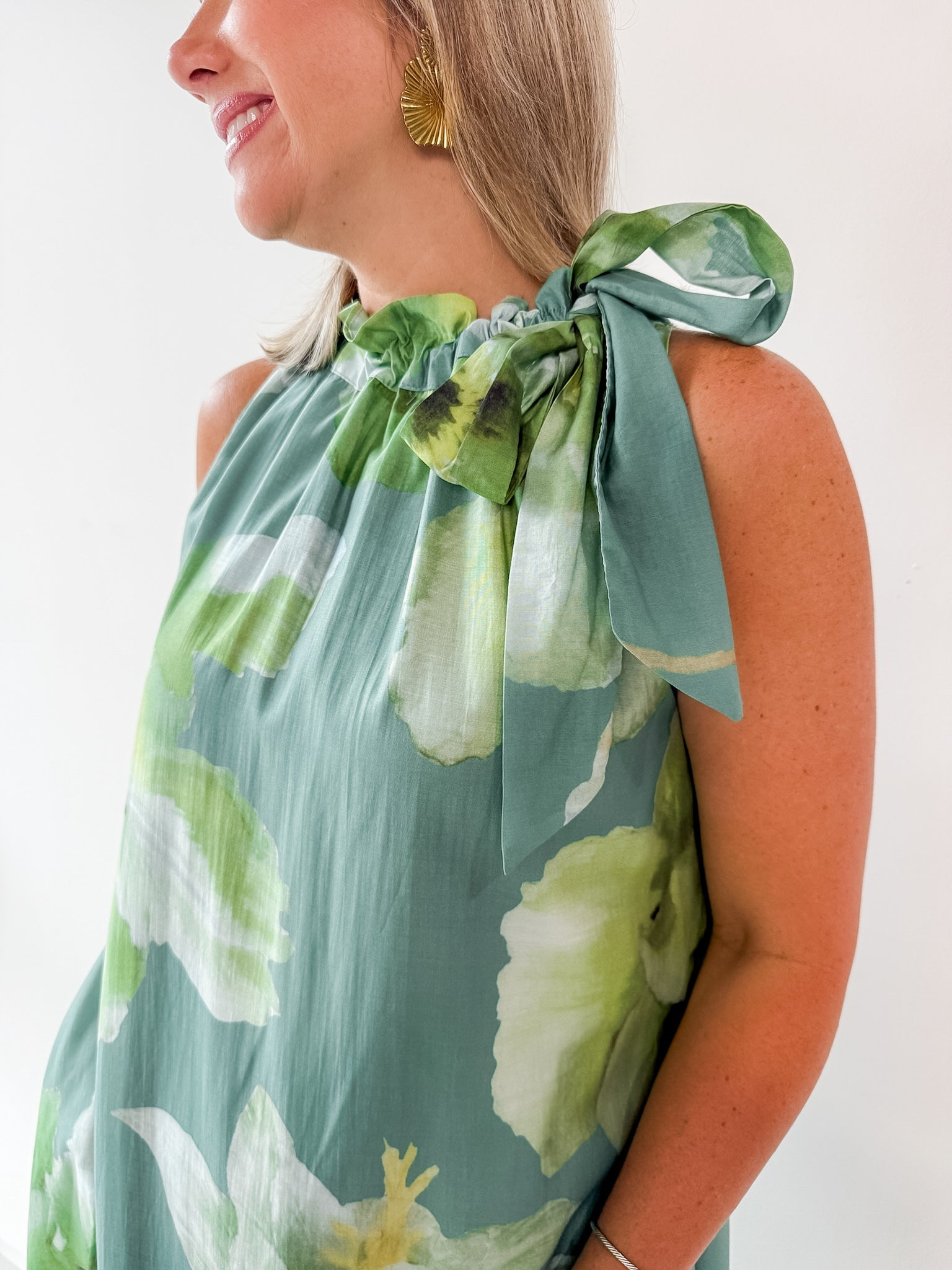 Ruffle Neck Tie Midi Dress