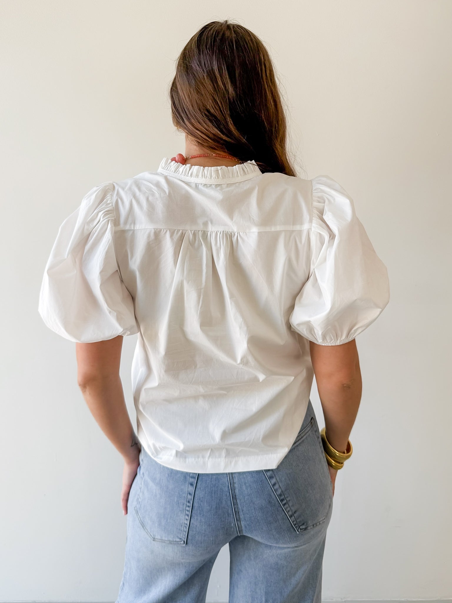 Ruffled Collar Puff Sleeve Top