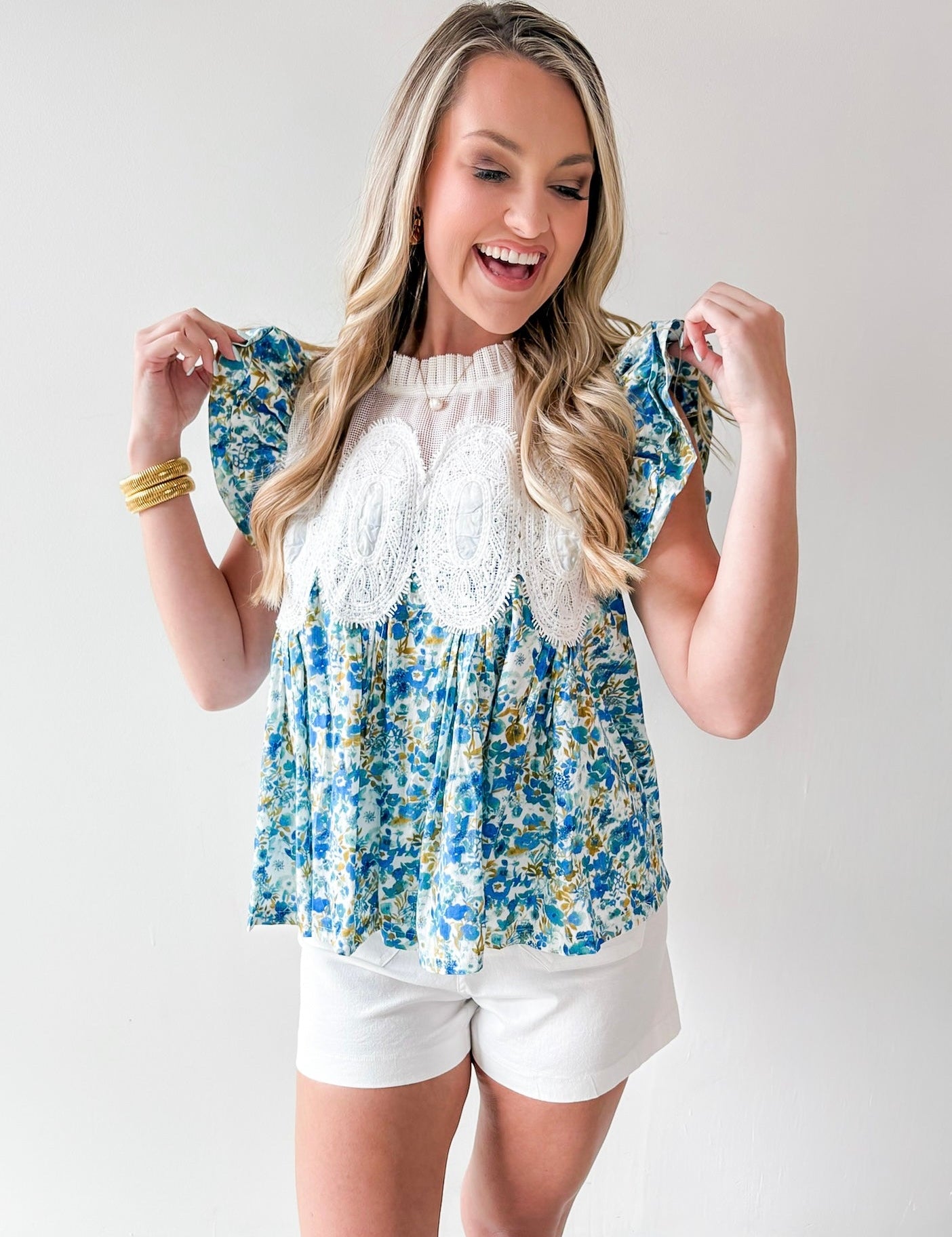 Ruffled & Combined Mesh Top