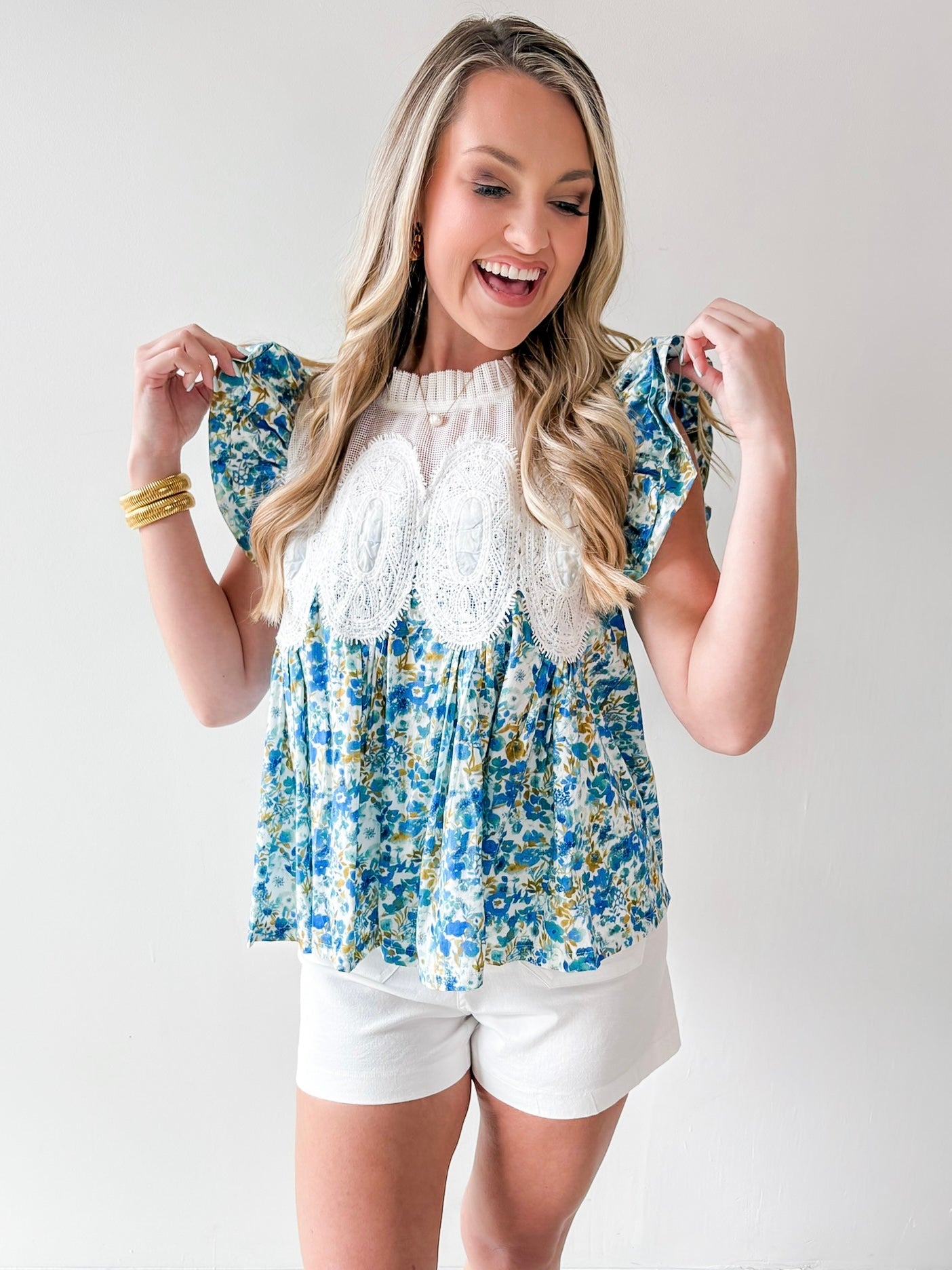 Ruffled & Combined Mesh Top