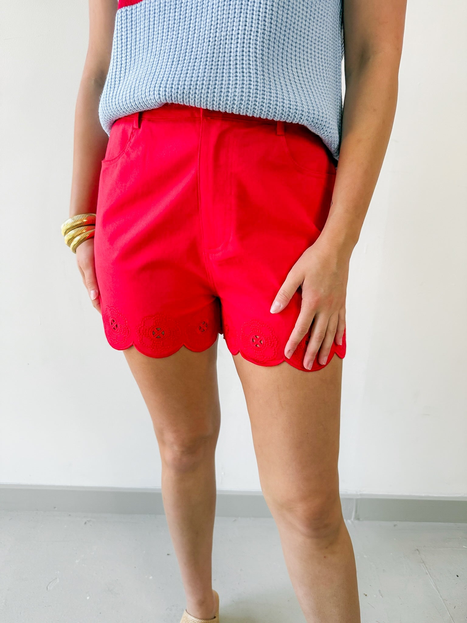 Scallop Hem Red Short