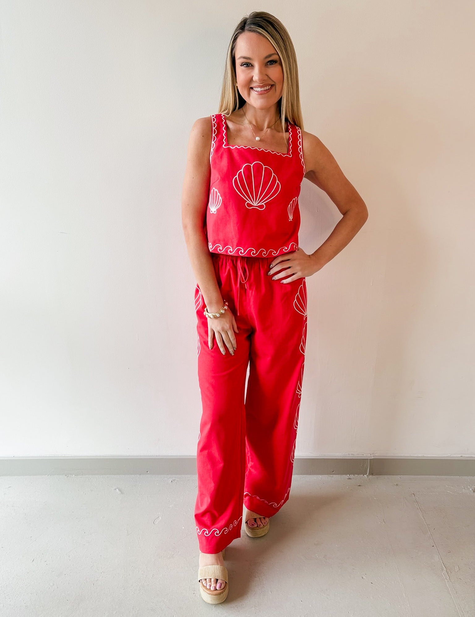 Seashell Embroidered Set