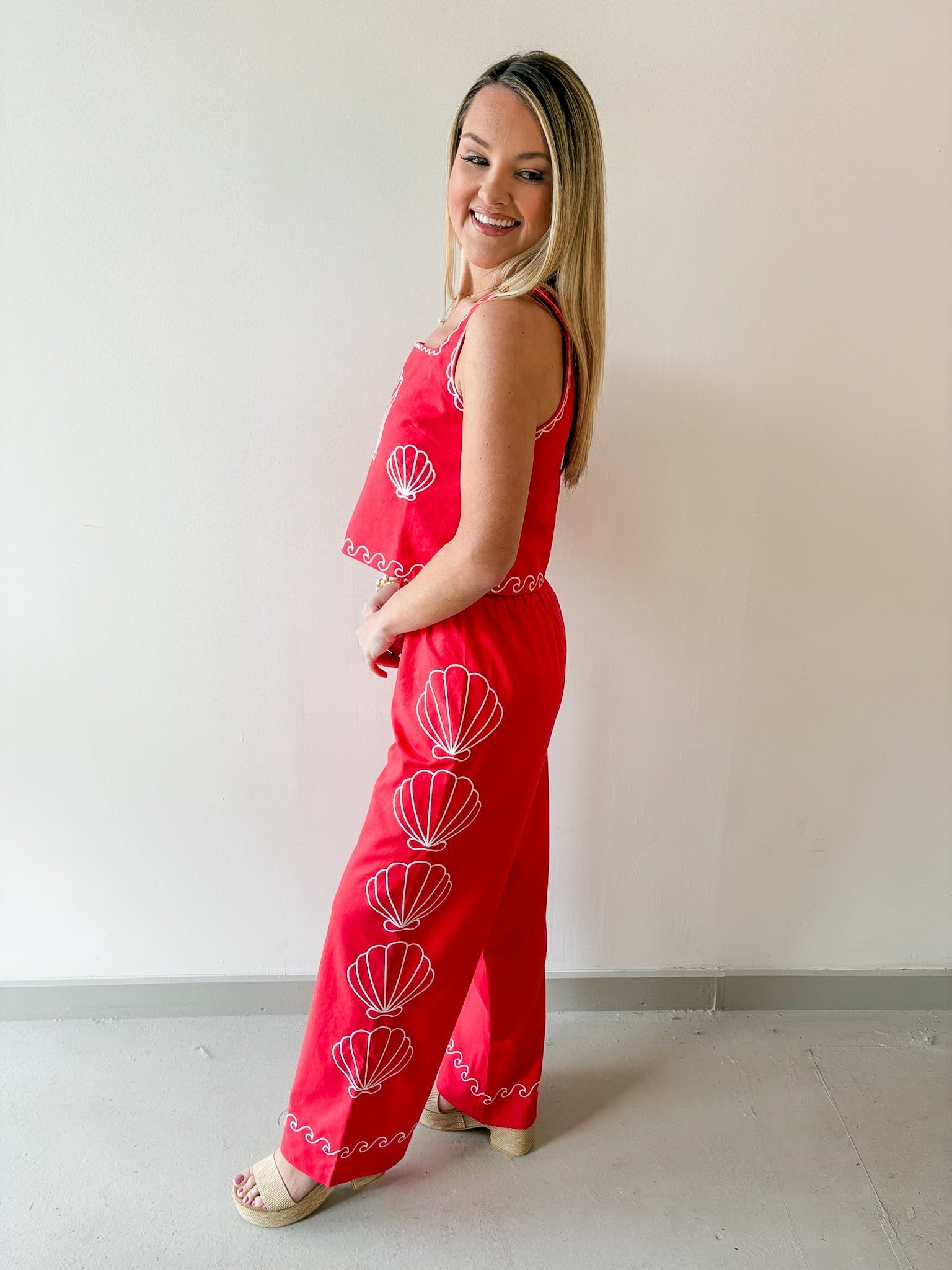 Seashell Embroidered Set