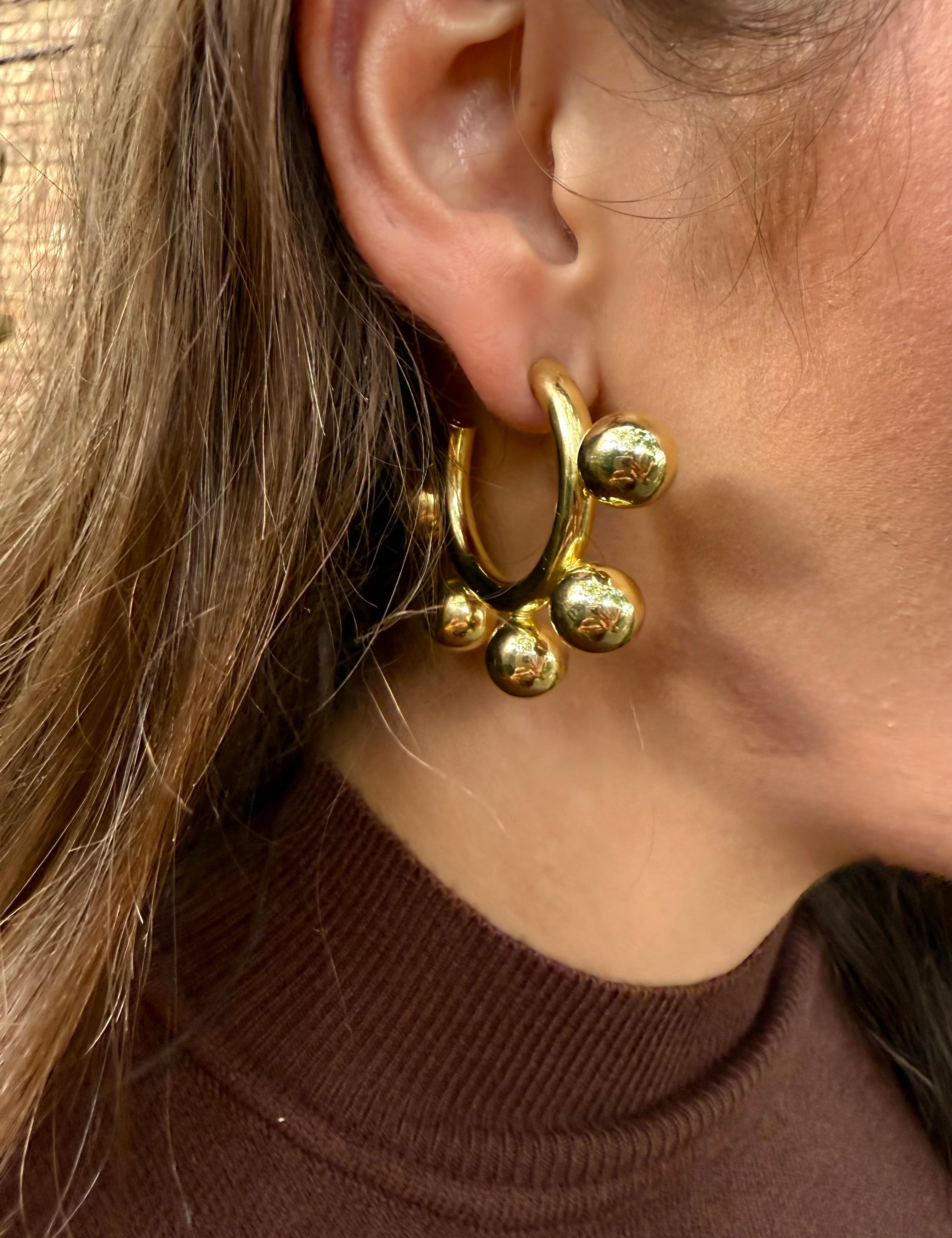 Sheila Fajl Augusta Hoops 1.5