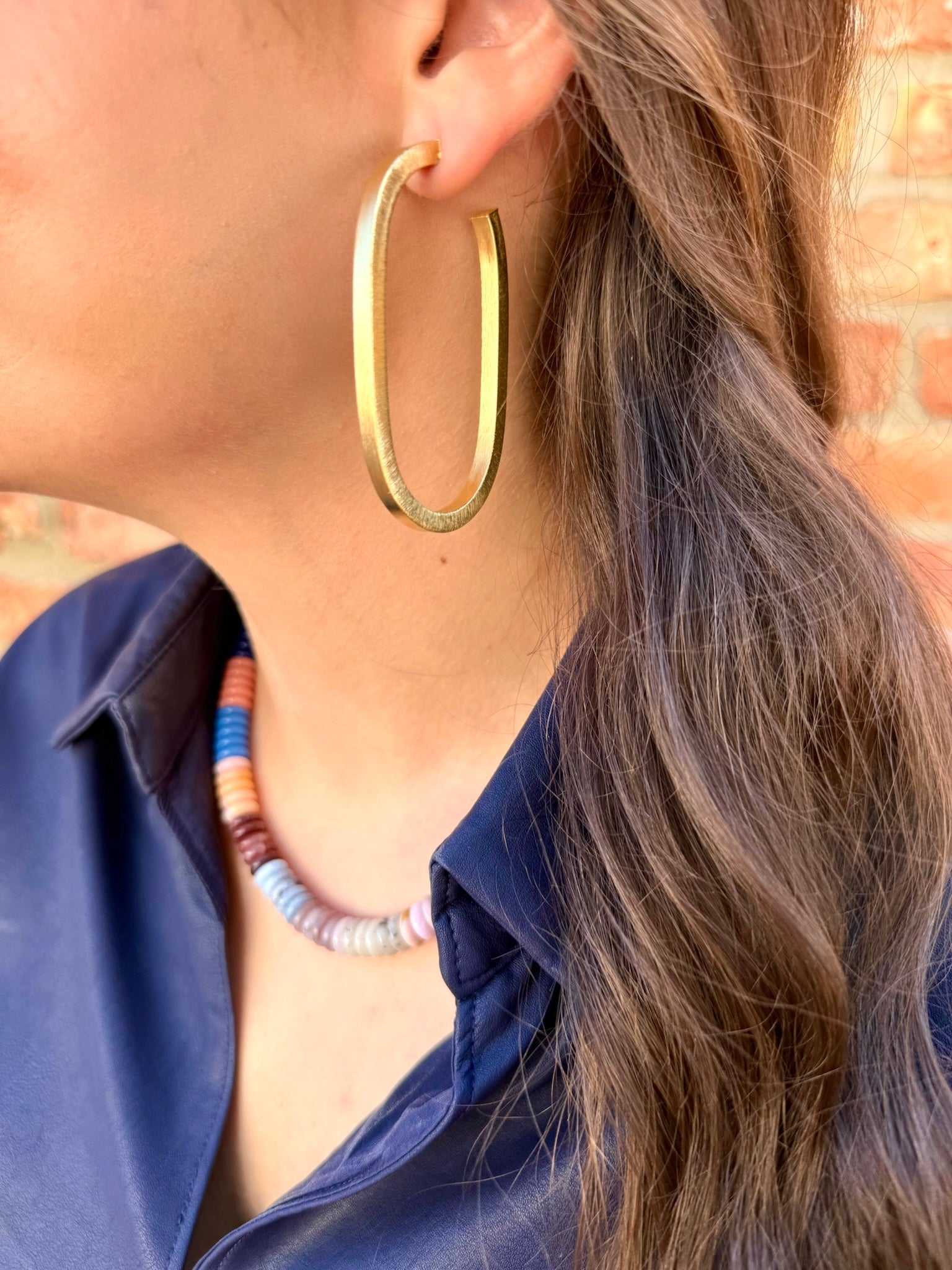 Sheila Fajl LaLa Hoops 2.75