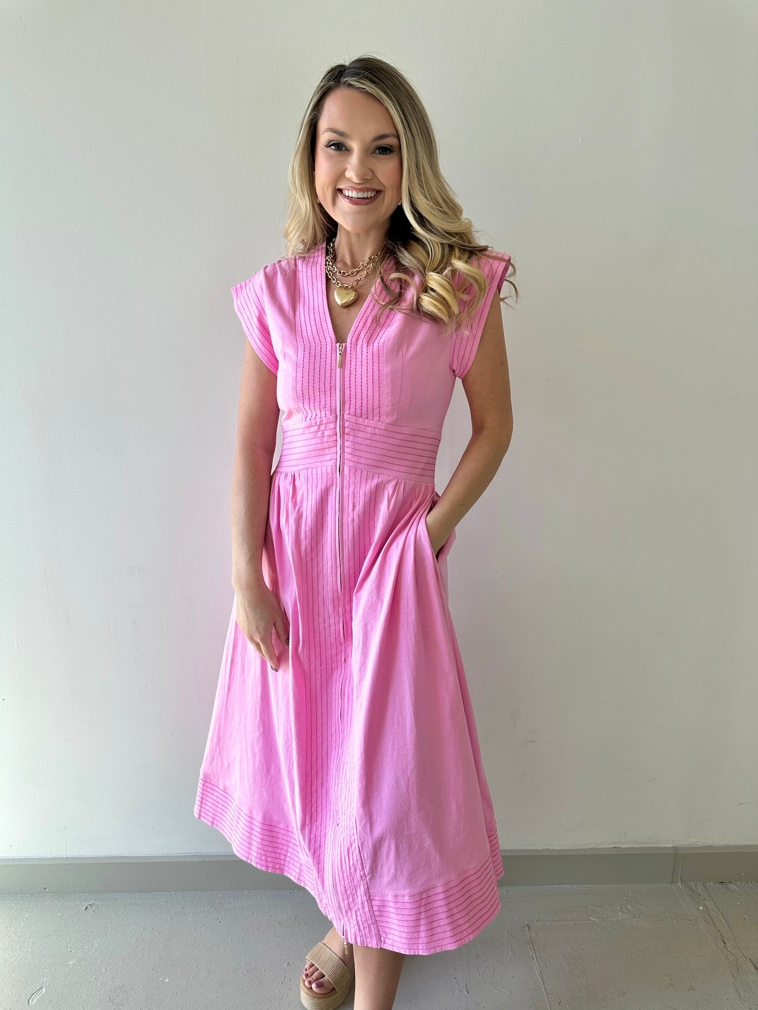 Short Sleeve Pinktuck Zip Midi Dress - Pink