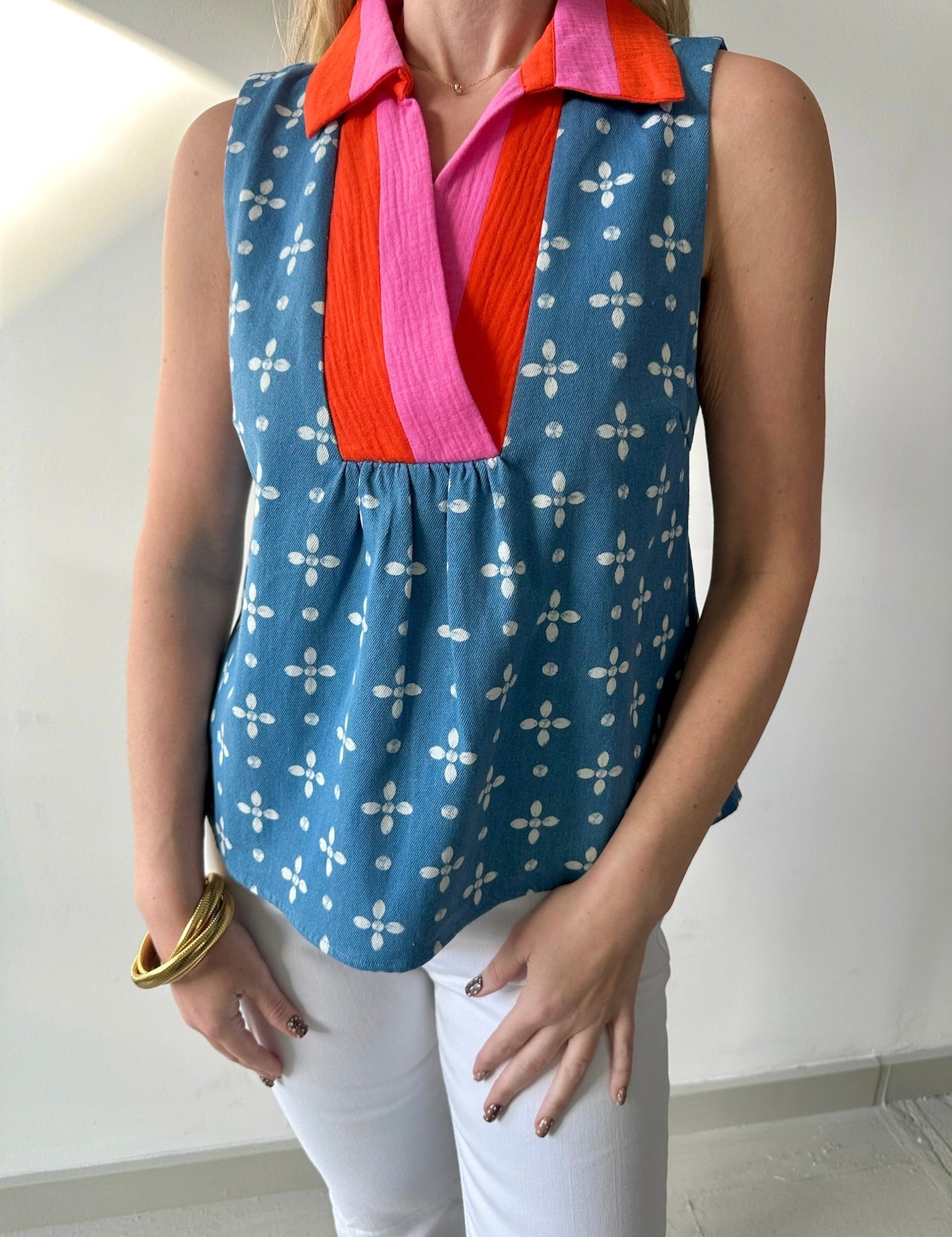 Sleeveless Floral Patter V - neck top