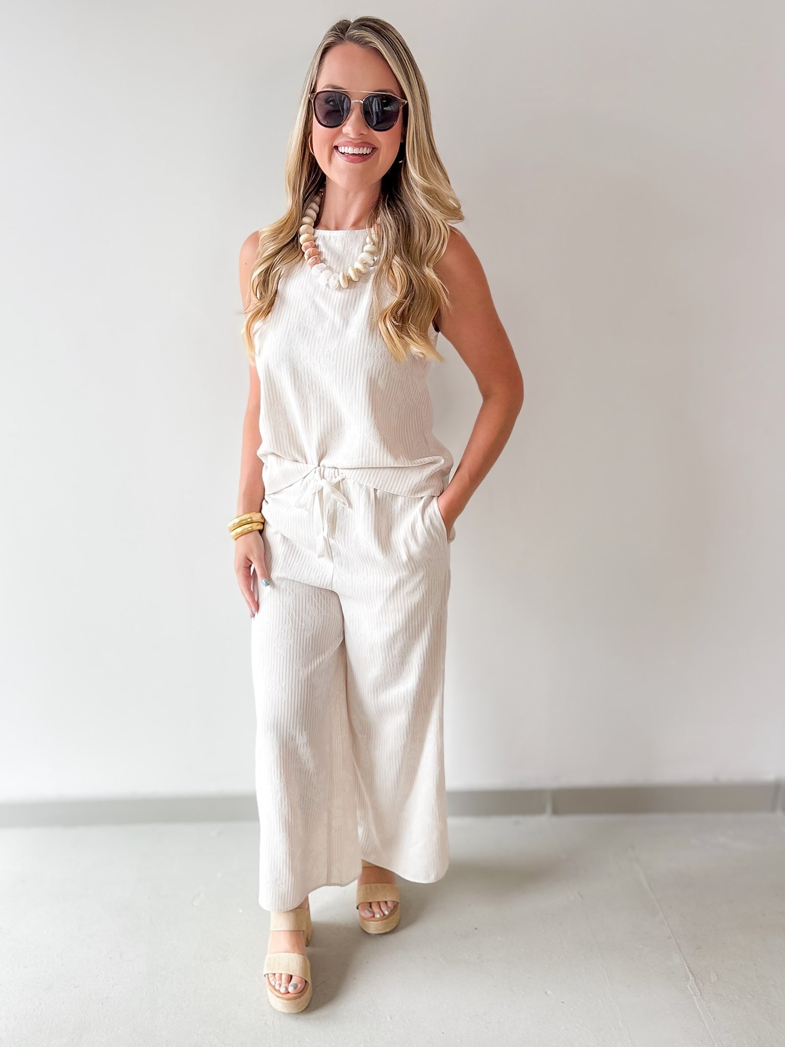 Sleeveless Top & Pant Set