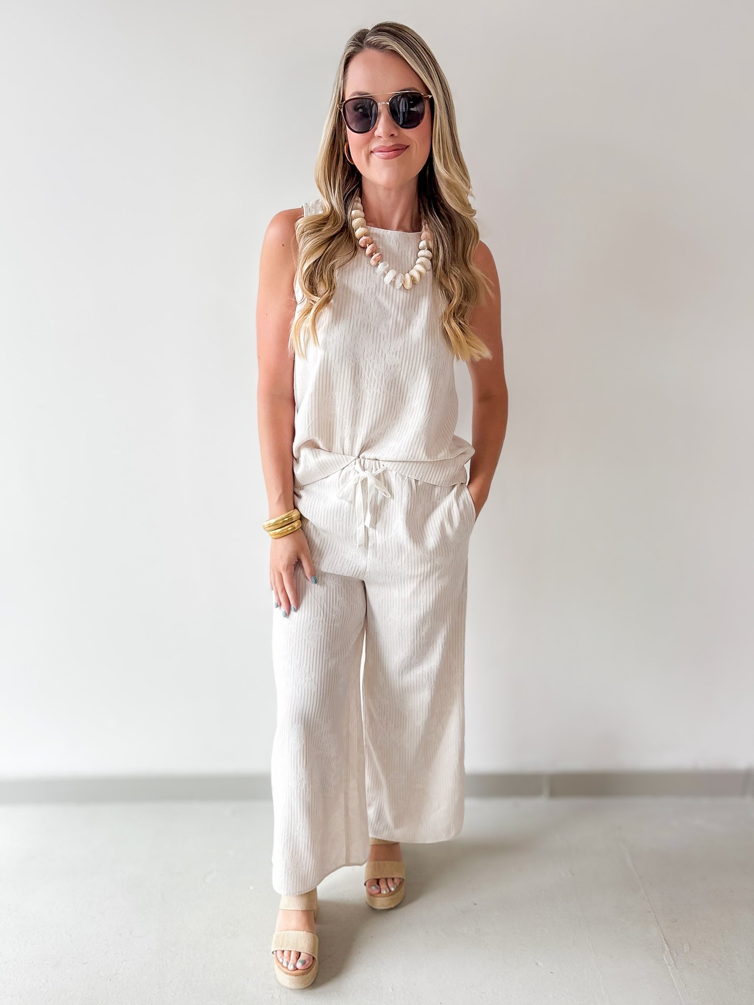 Sleeveless Top & Pant Set