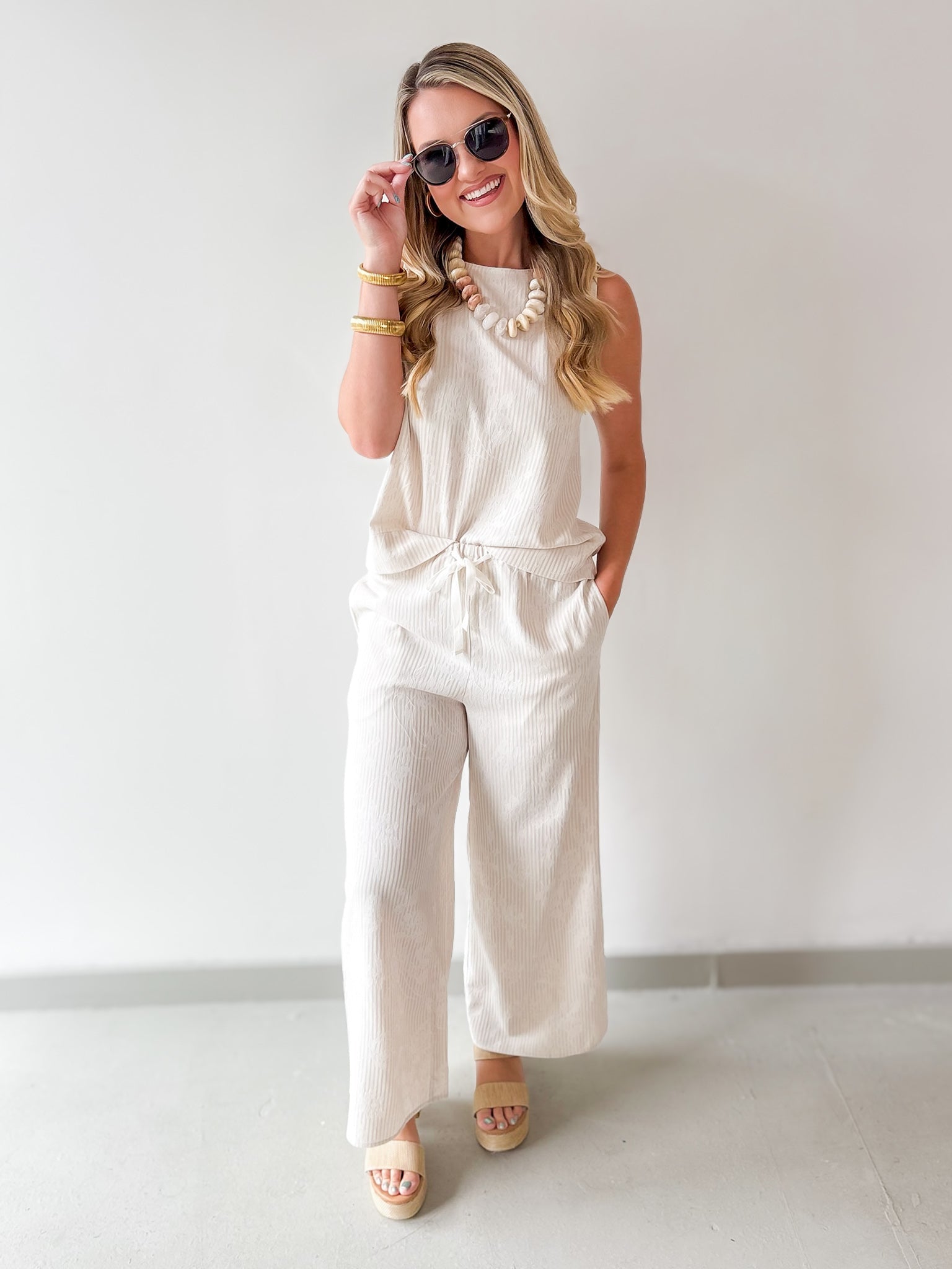 Sleeveless Top & Pant Set