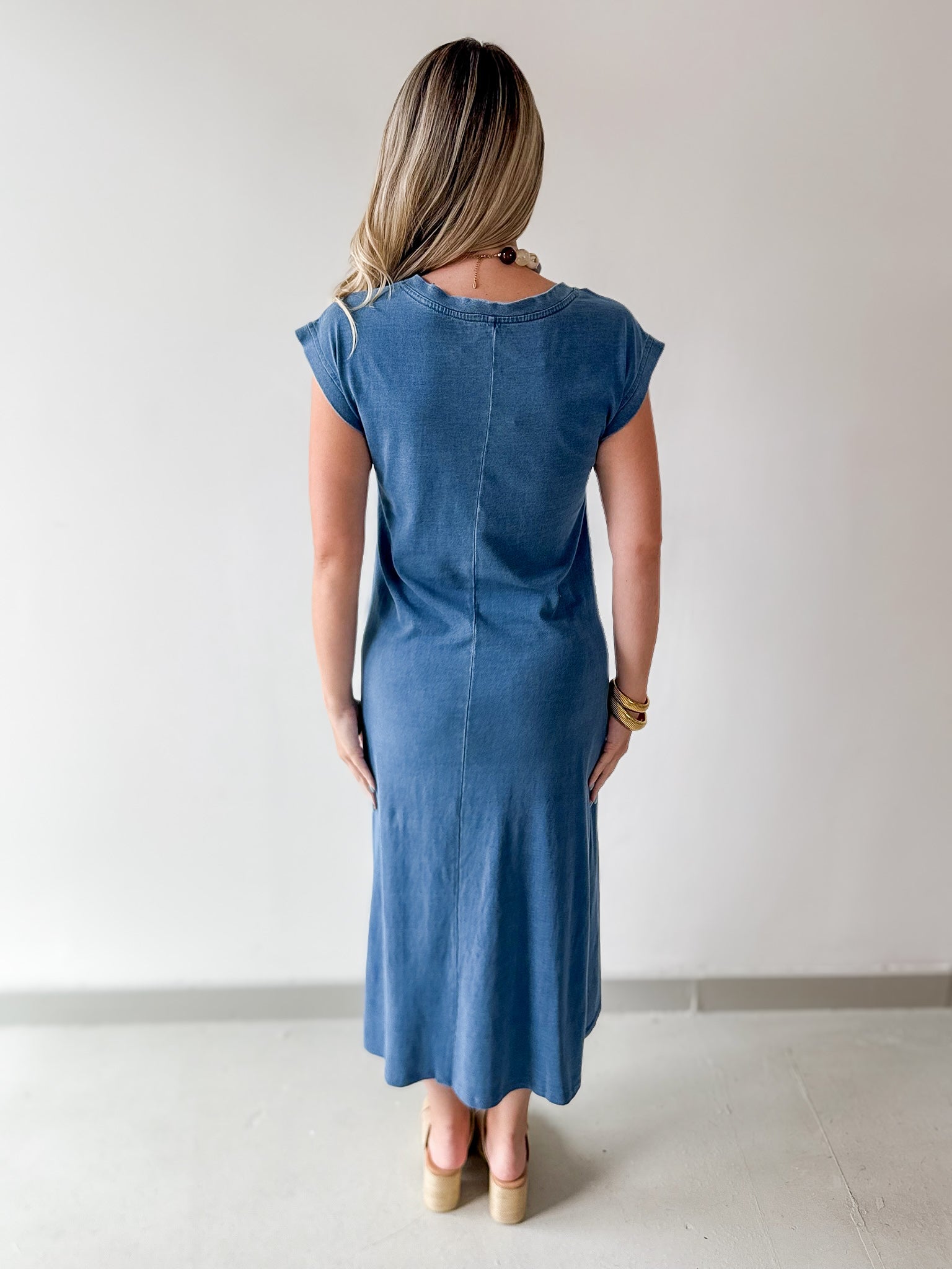 Slit Detail Knit T- Shirt Dress