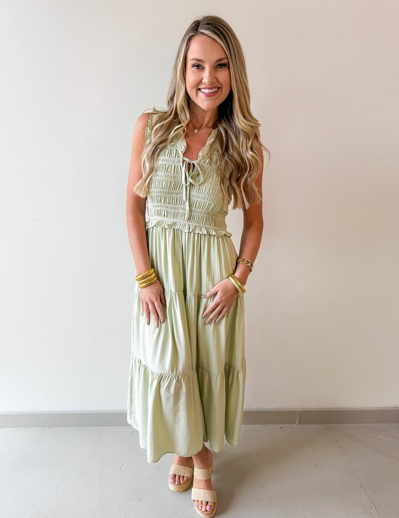 Smocked Tie Ruffled Midi Dress - Mint