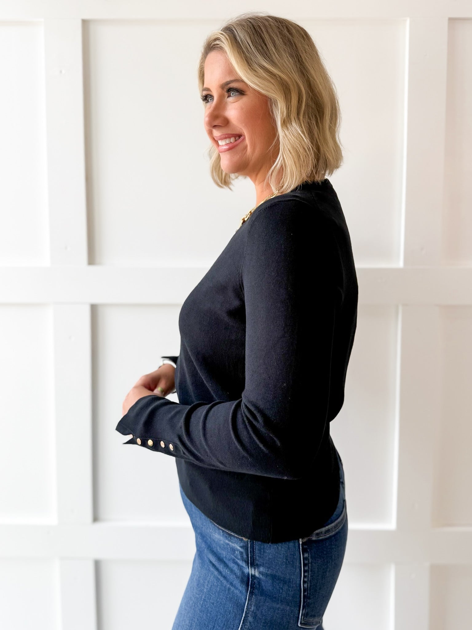 Solid round neck long sleeve top - Black