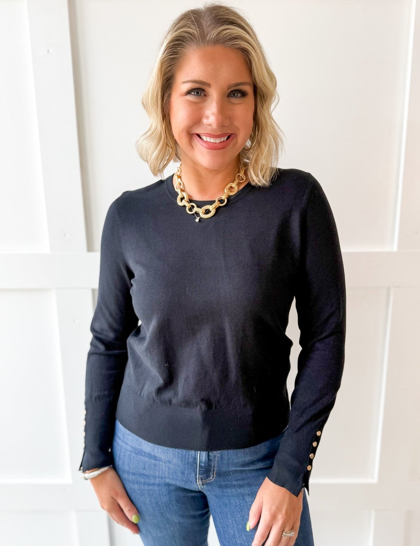 Solid round neck long sleeve top - Black