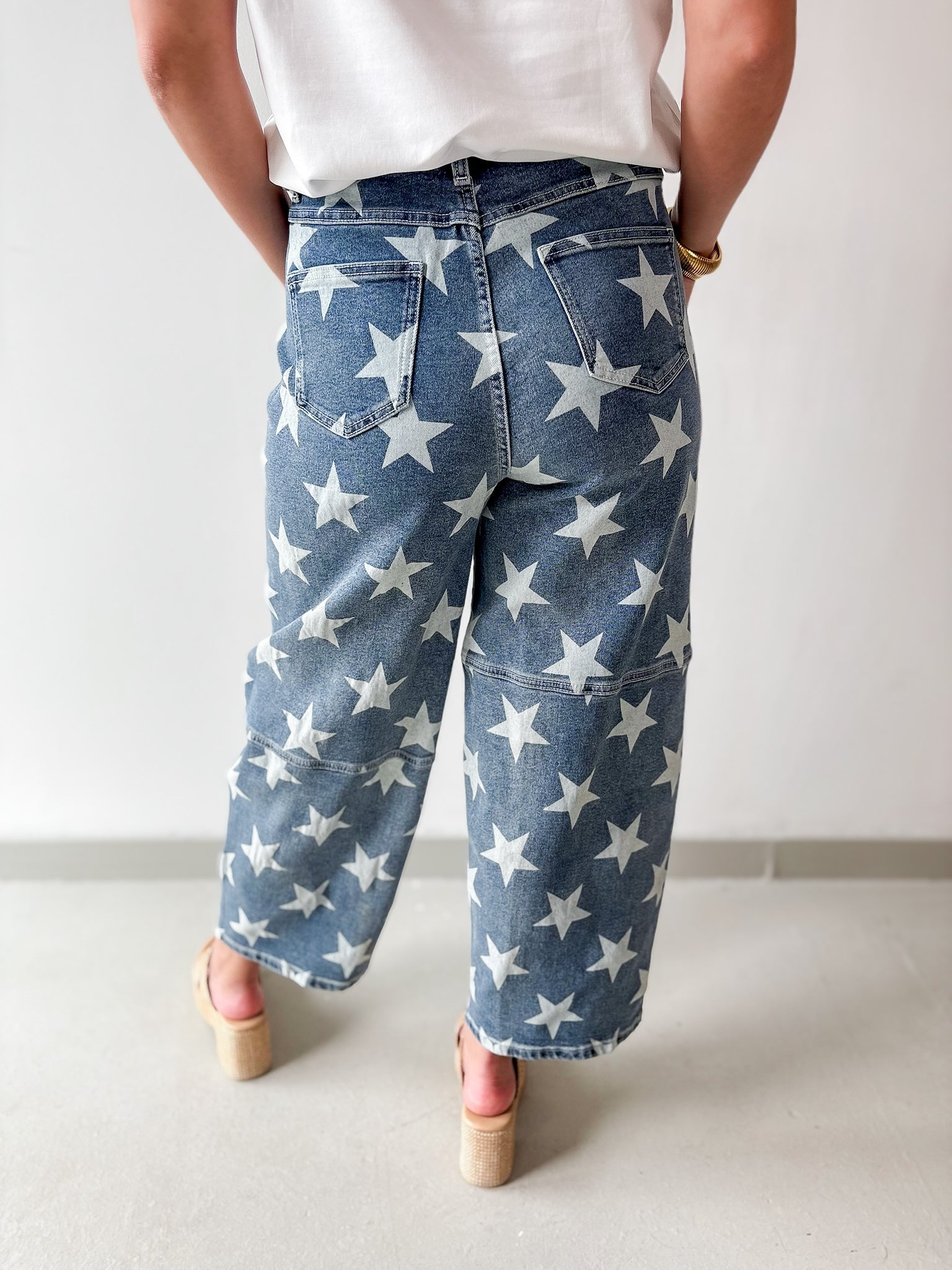 Star Printed Barrel Leg Pants