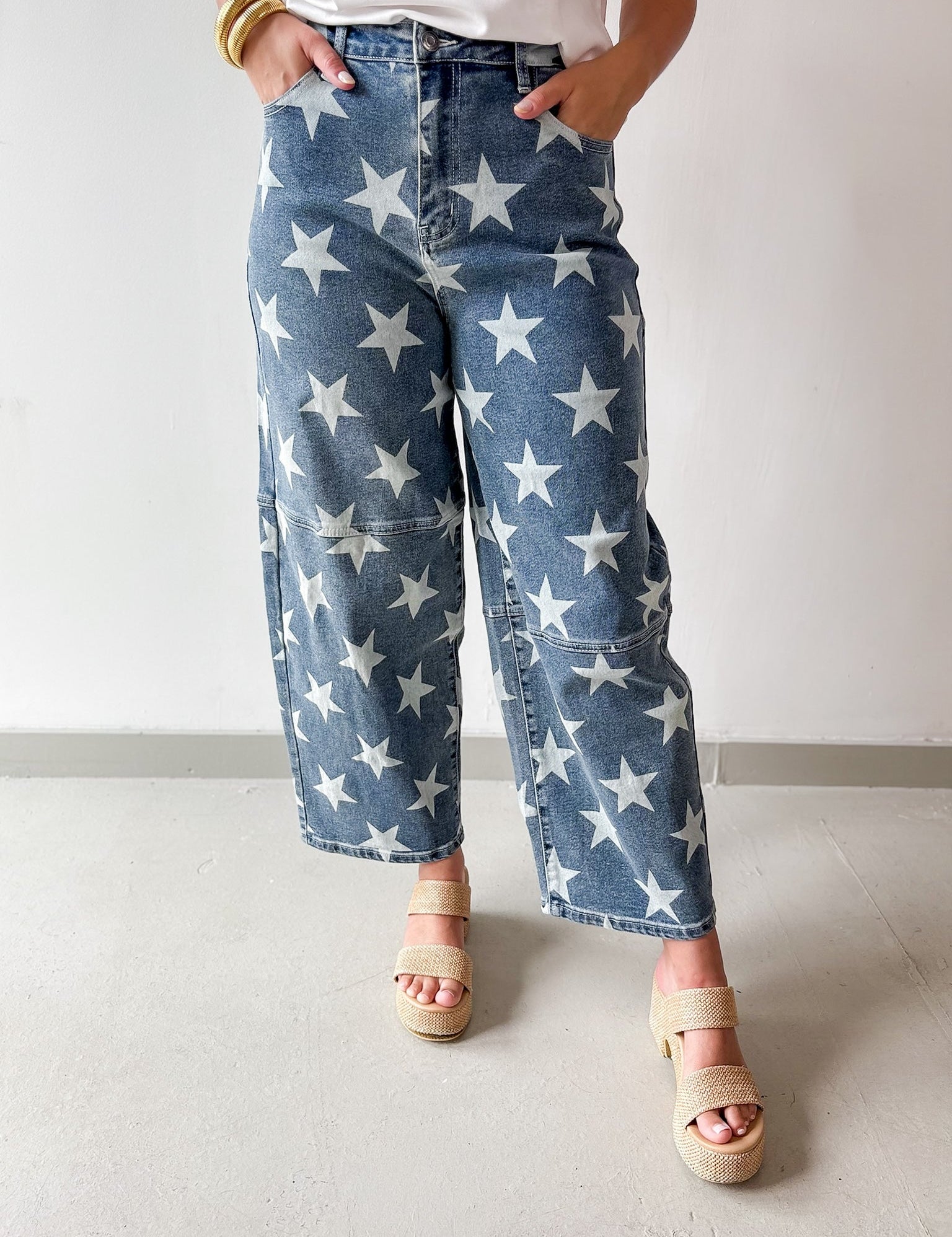 Star Printed Barrel Leg Pants