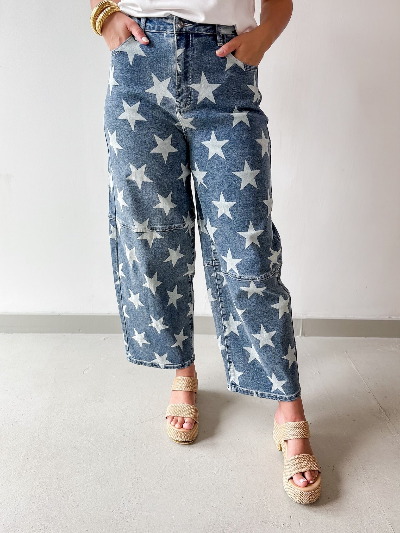 Star Printed Barrel Leg Pants