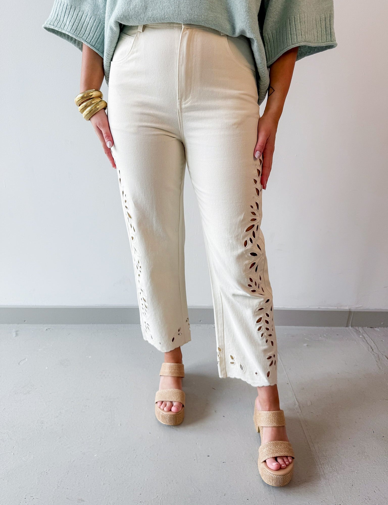 Straight Leg Mom Jeans - Ivory