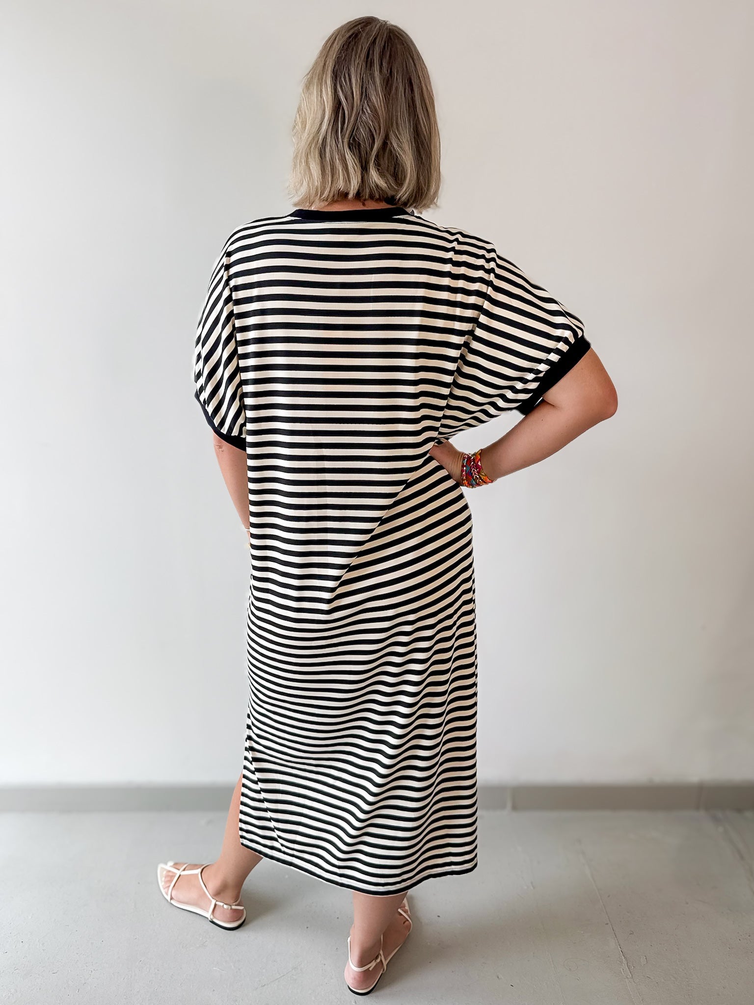 Stripe Short Sleeve Midi Dress - Black