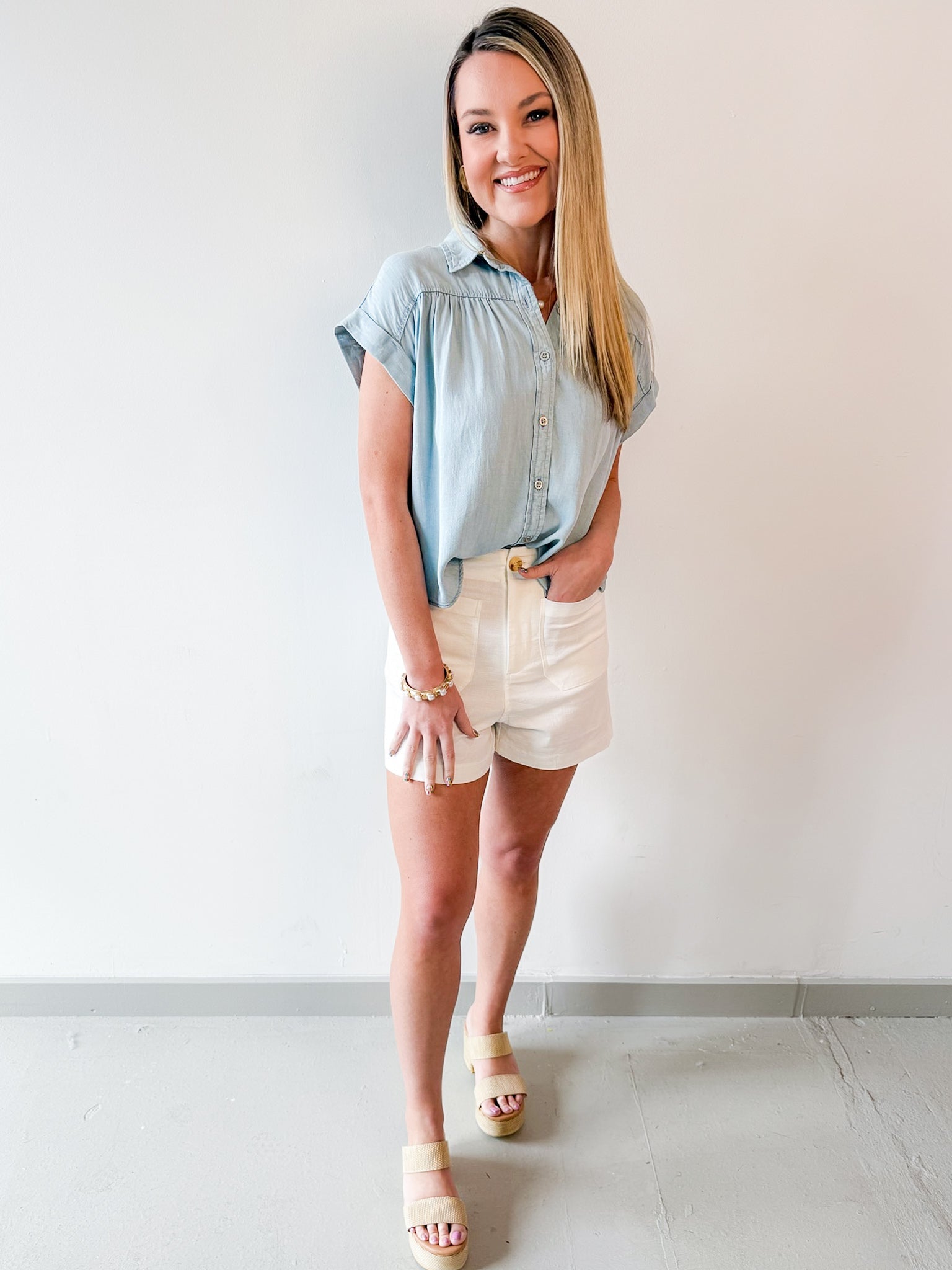 Summer Ready All Comfort Shorts - White