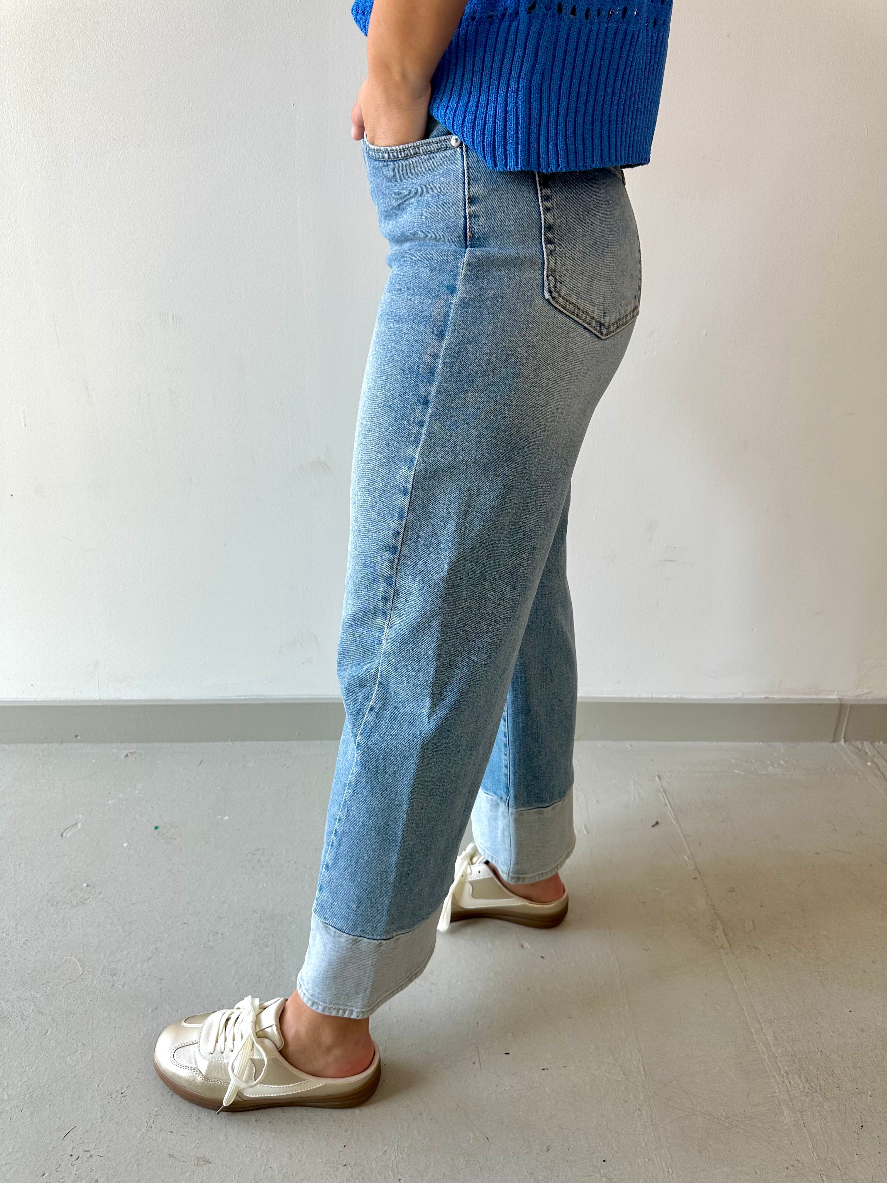 Two Toned Hem Seamed Slim Wide Leg