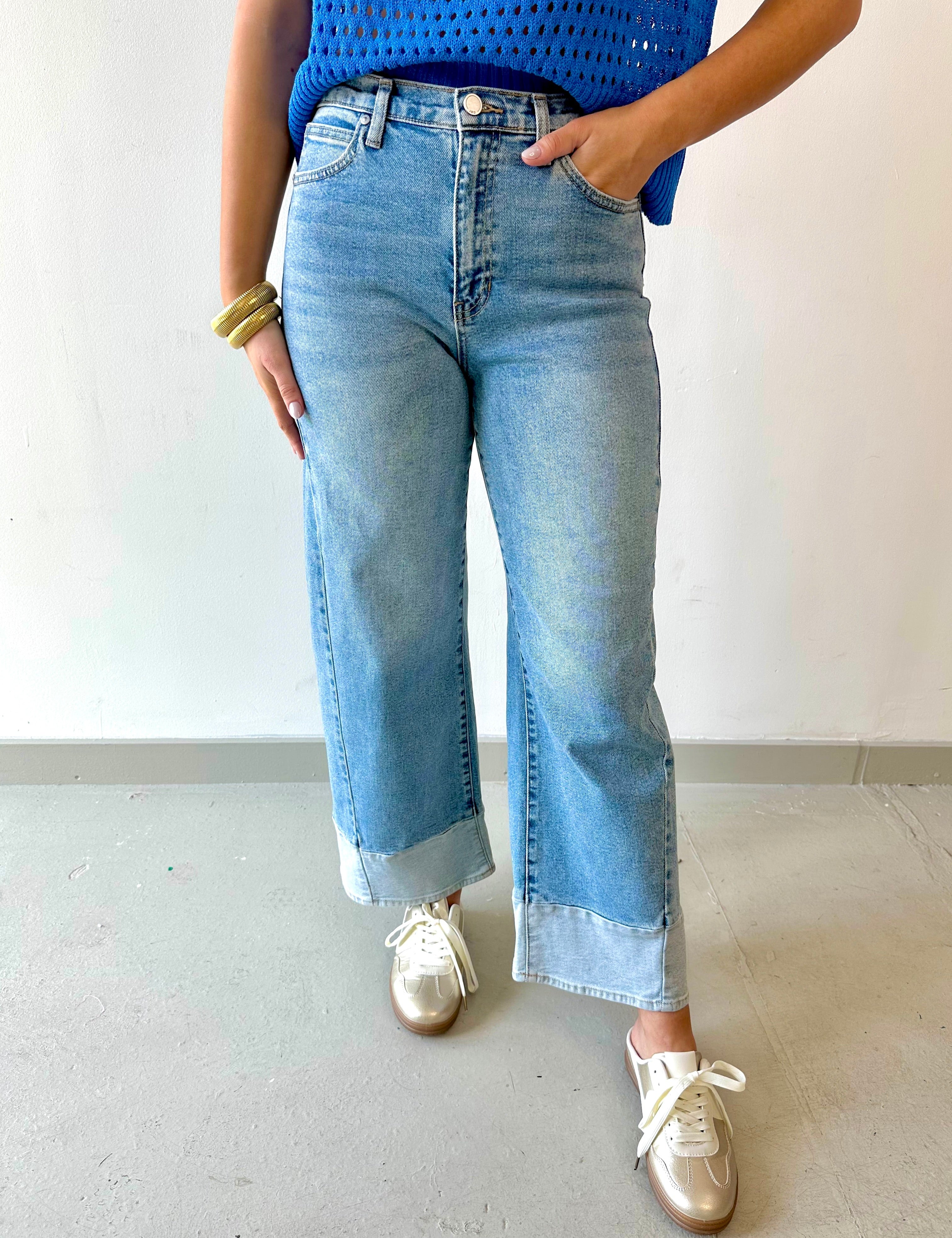 Two Toned Hem Seamed Slim Wide Leg